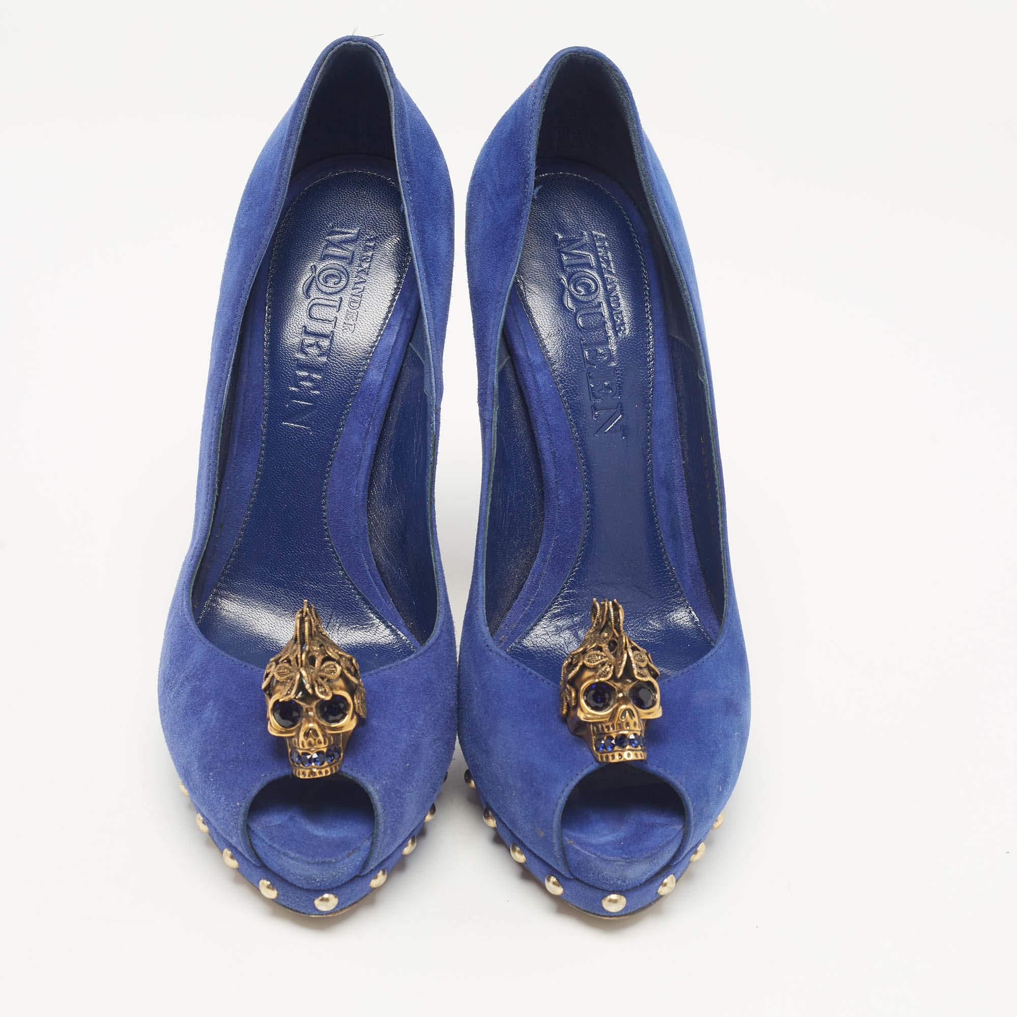 Bleu Alexander McQueen escarpins à bout ouvert tête de mort en daim bleu taille 38