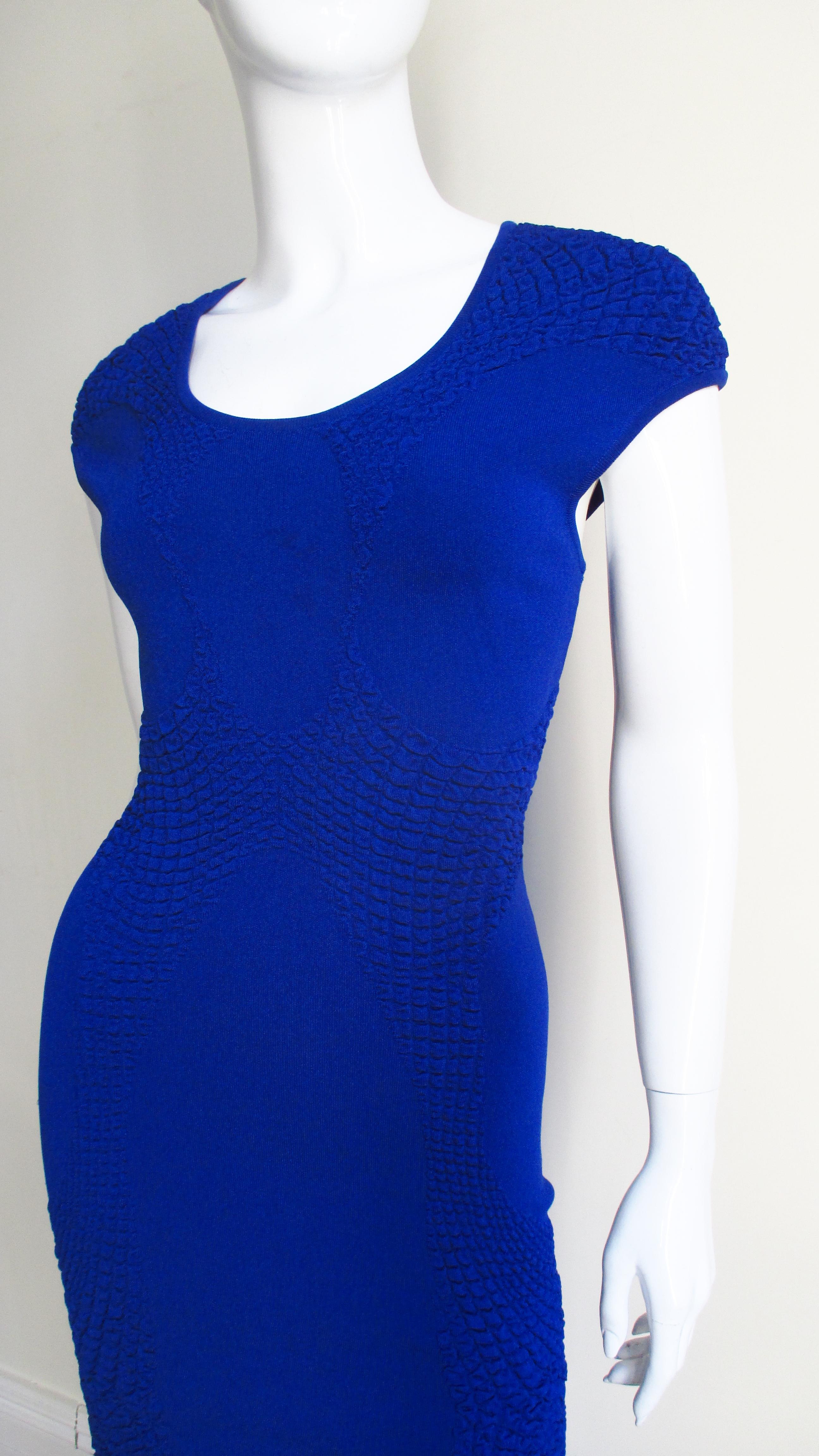Blaues Alexander McQueen-Bodycon-Kleid Damen im Angebot