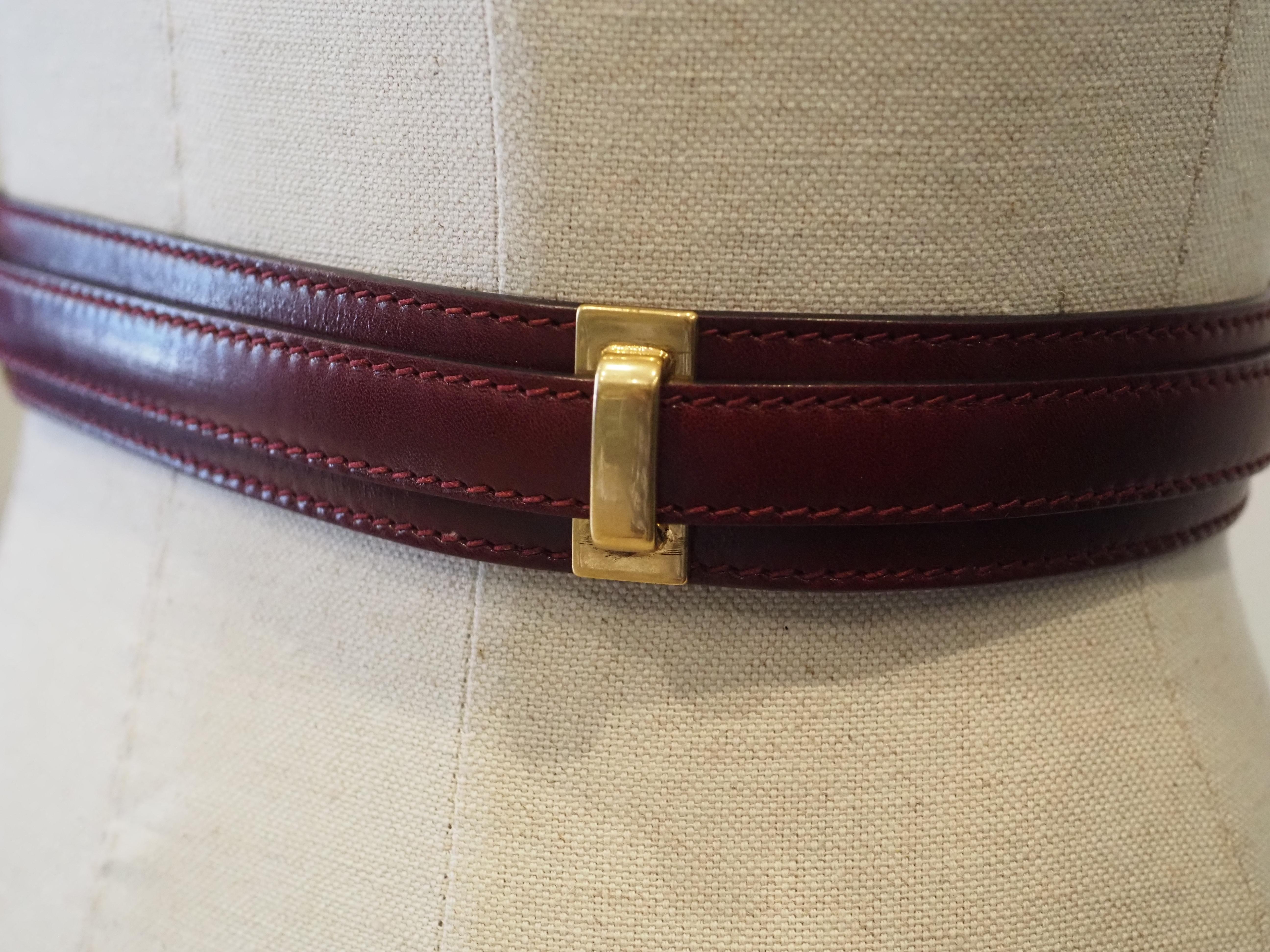 Alexander McQueen bordeaux leather gold hardware belt For Sale 2