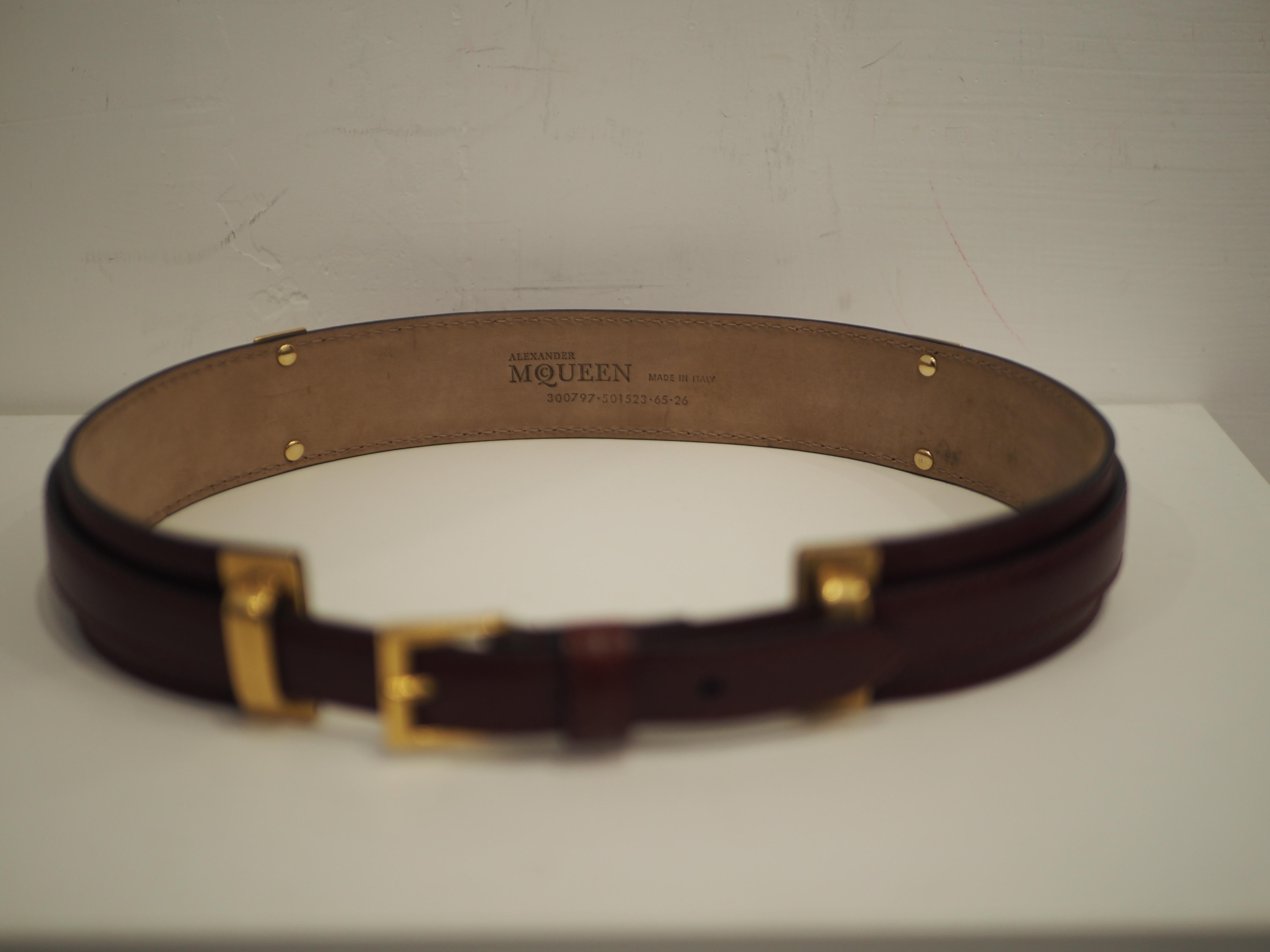 Alexander McQueen bordeaux leather gold hardware belt For Sale 4