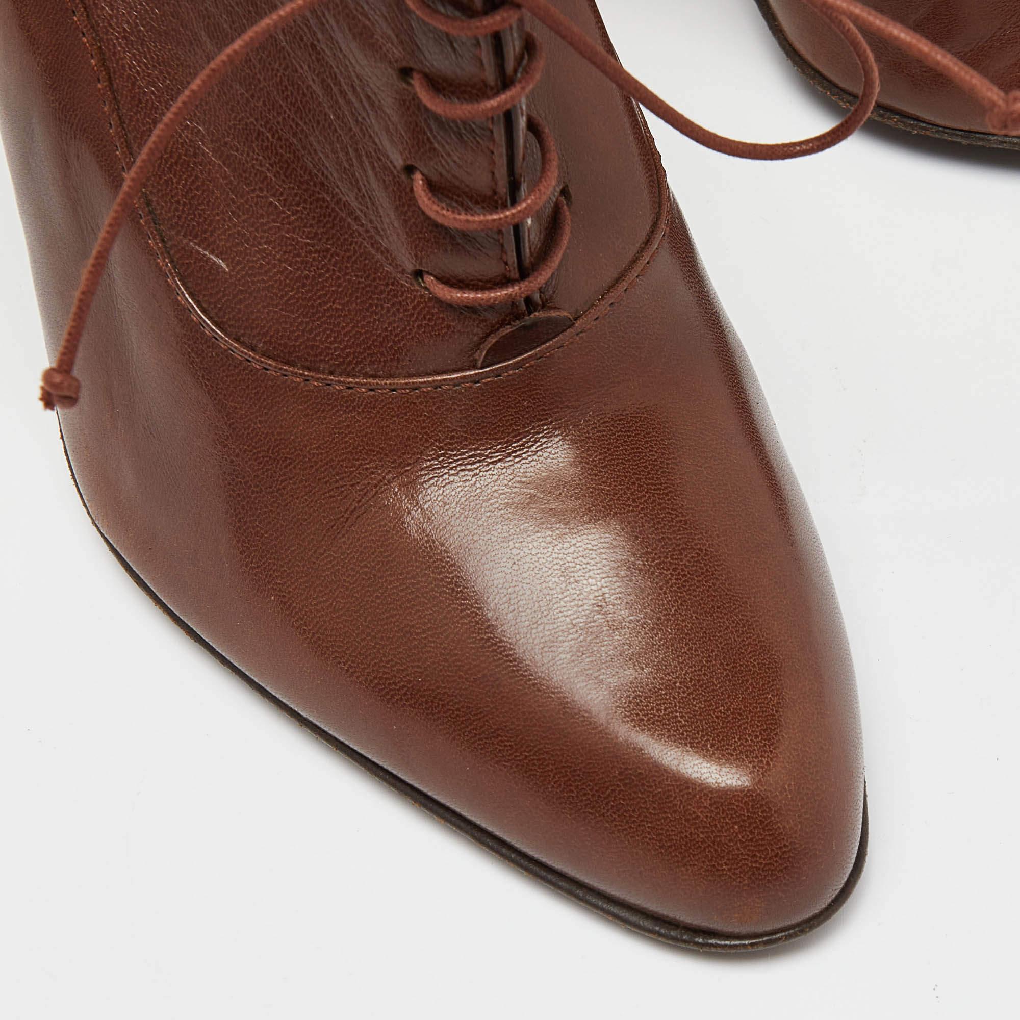 Alexander McQueen Botines Oxford de piel marrón Talla 38.5 en venta 2