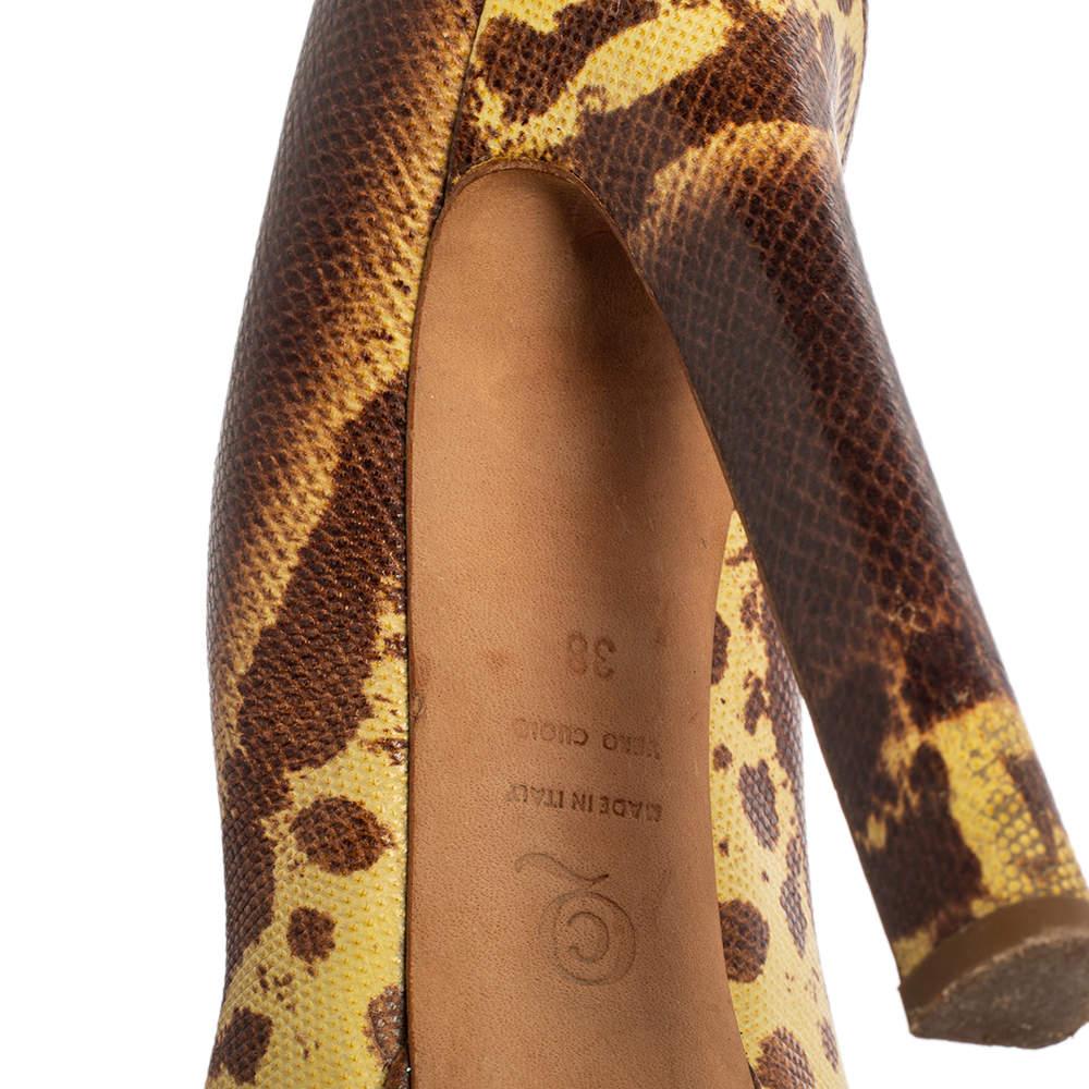 Alexander McQueen Brown/Yellow Karung Leather Skull Peep Toe Pumps Size 38 4