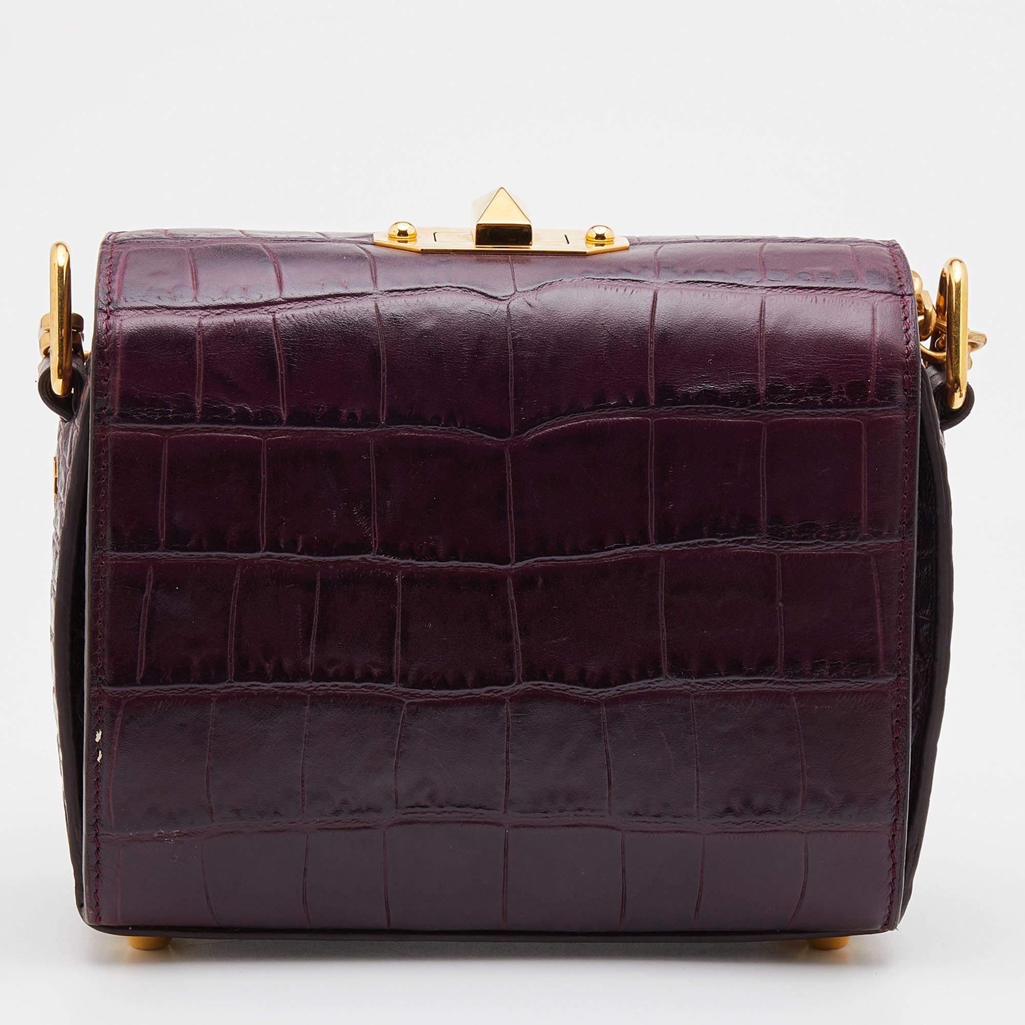 Women's Alexander McQueen Burgundy Croc Embossed Leather Box 16 Shoulder Bag