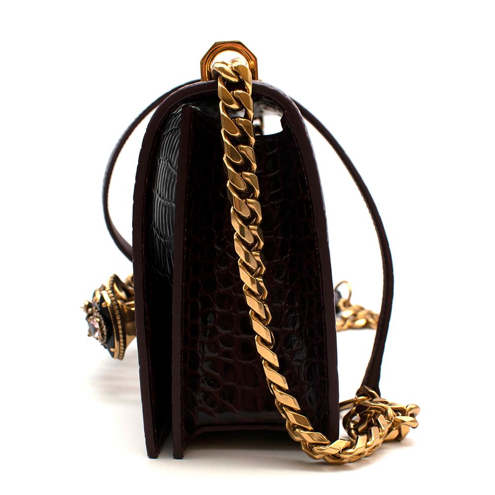 Alexander McQueen Burgundy Crocodile Embossed Crystal Knuckle Bag In New Condition In London, GB