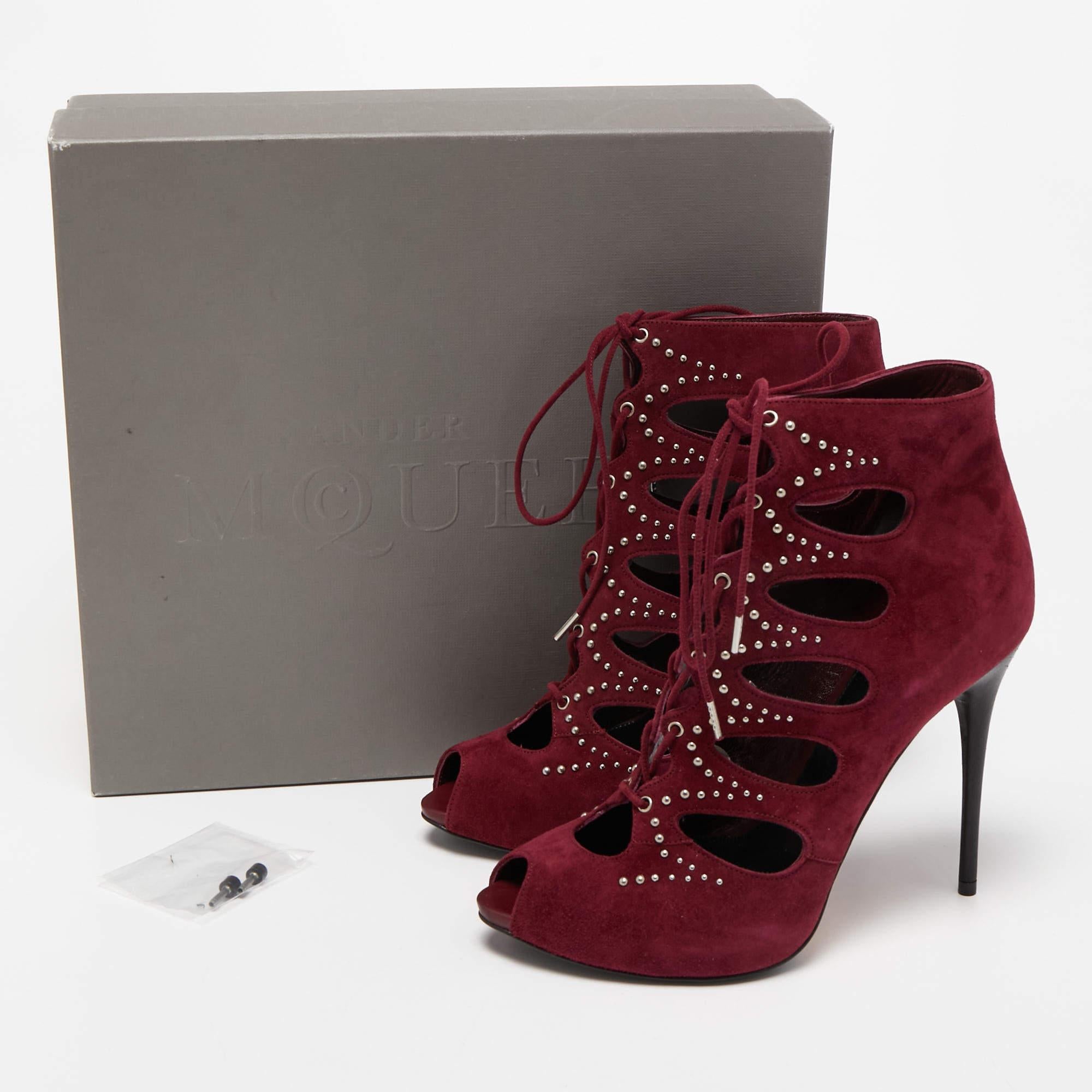 Alexander McQueen Burgundy Suede Cut Out Lace Up Ankle Booties Size 37.5 6