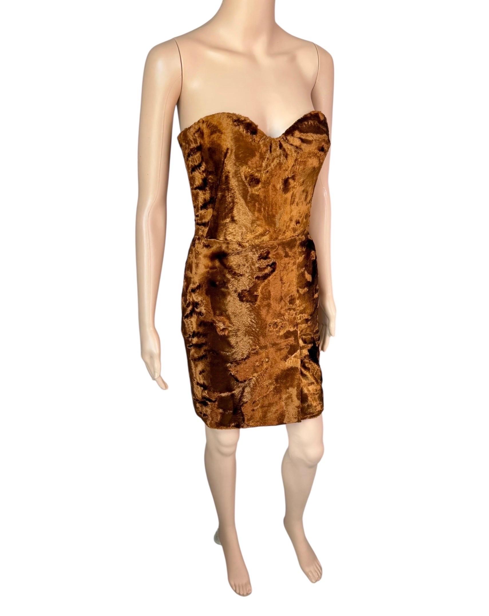 Alexander McQueen Bustier Chenille Velvet Strapless Mini Dress For Sale 3