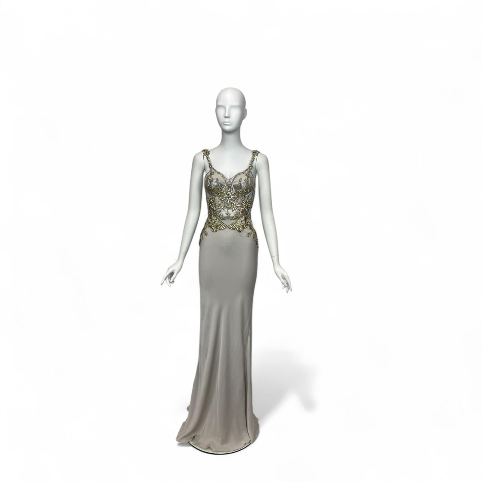 Alexander McQueen by Sarah Burton Silver-Grey Crêpe 'Butterfly' Gown Sz: 40 NWT In Excellent Condition For Sale In West Hartford, CT