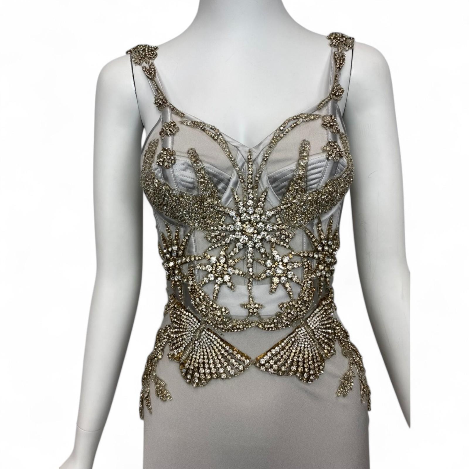 Women's Alexander McQueen by Sarah Burton Silver-Grey Crêpe 'Butterfly' Gown Sz: 40 NWT For Sale