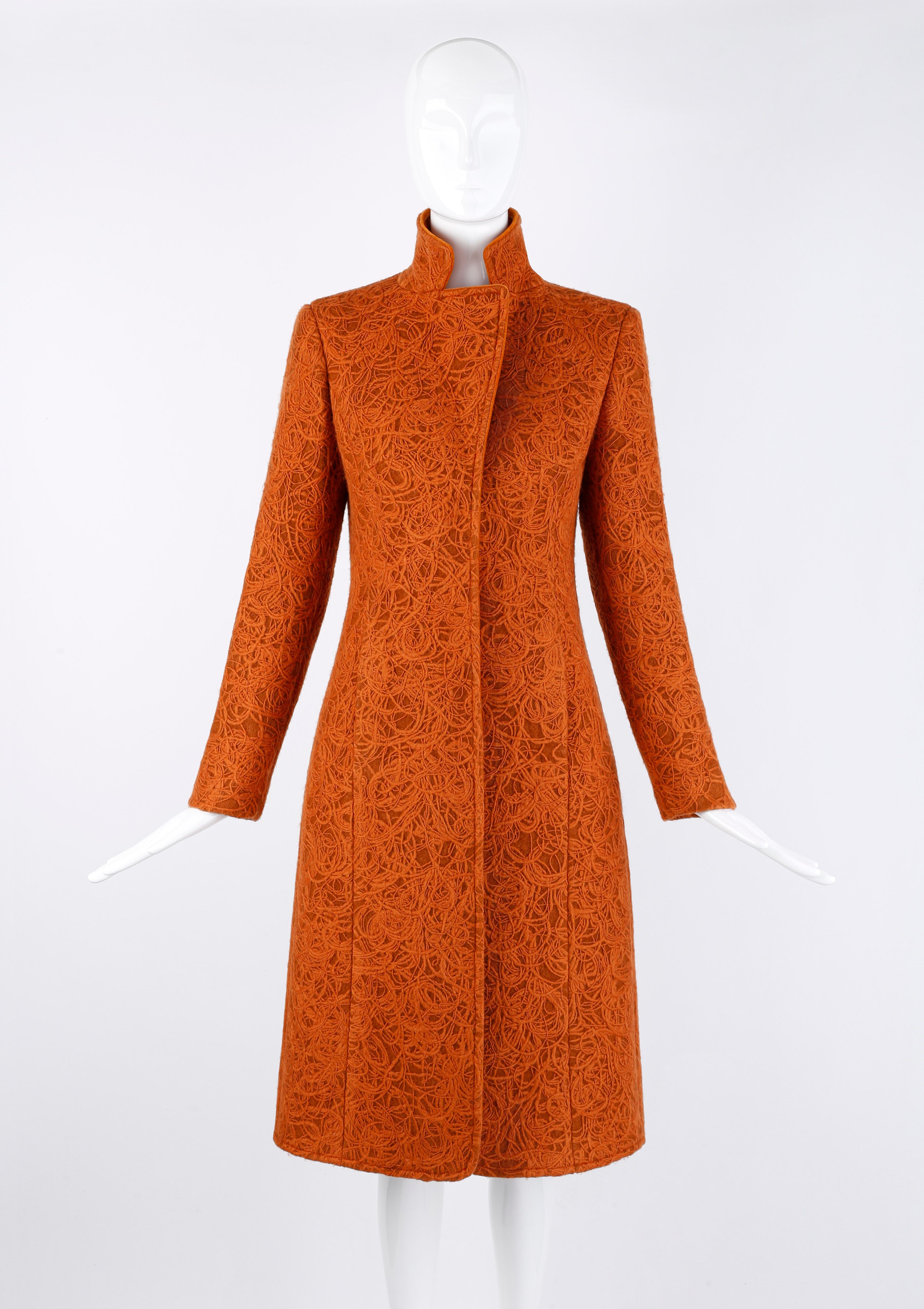 Alexander McQueen c.1996 Giacca sartoriale in lana testurizzata color arancio ruggine In condizioni buone in vendita a Chicago, IL