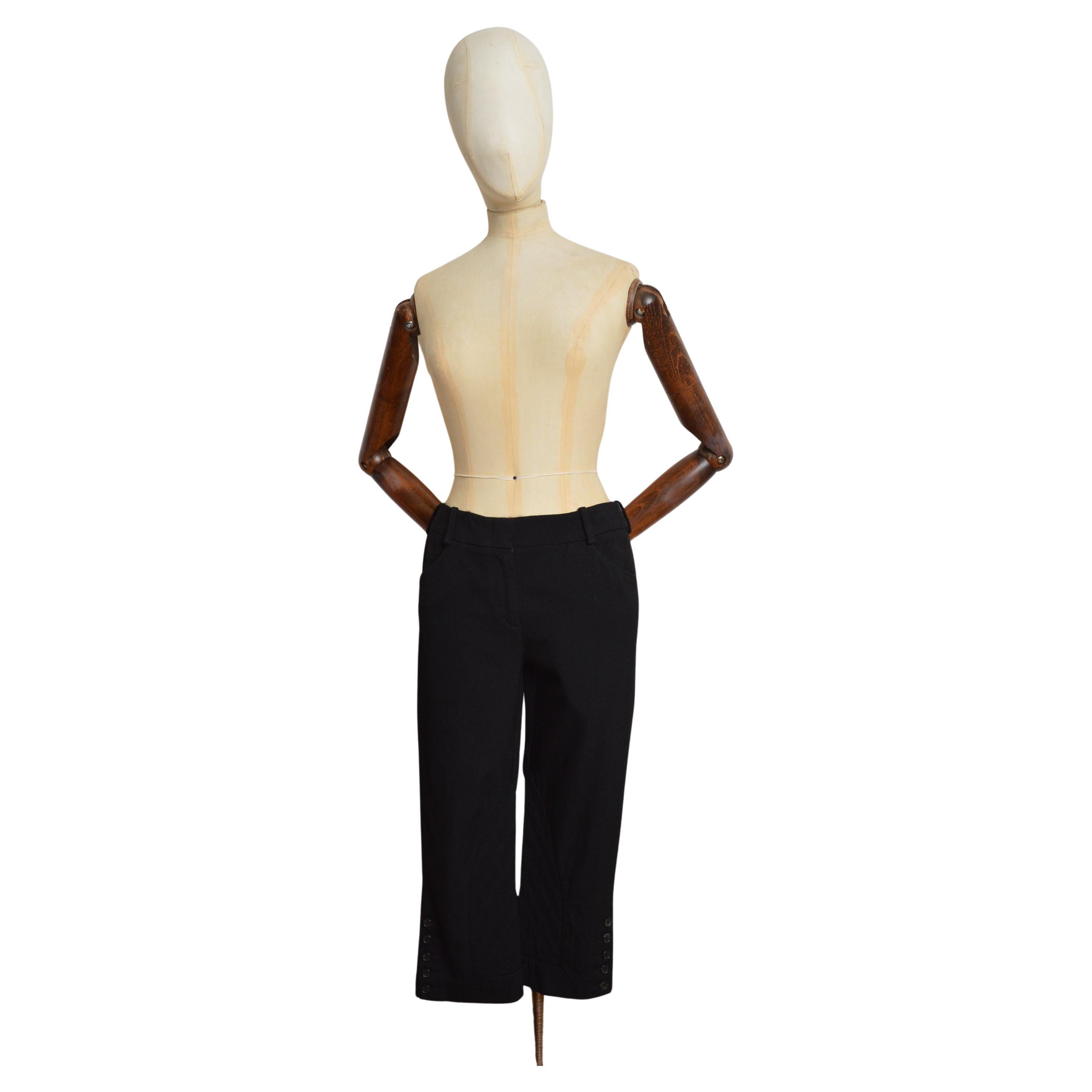 Alexander McQueen c.2000 Pantalones 3/4 Bajos Pantalón recortado negro a pedales en venta