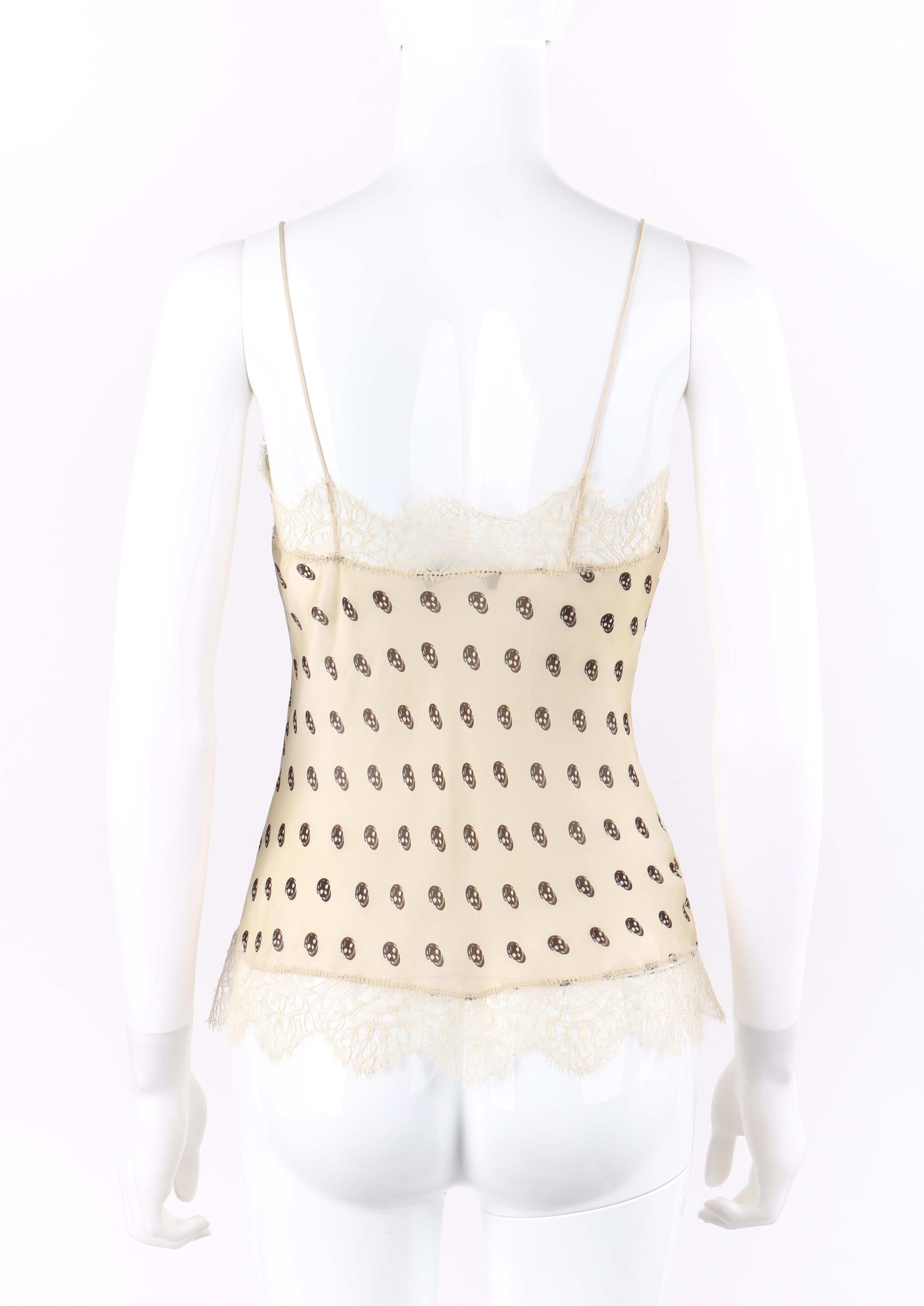 ALEXANDER McQUEEN c.2006 Cream Black Skull Print Lace Silk Tank Top Camisole In Good Condition In Thiensville, WI