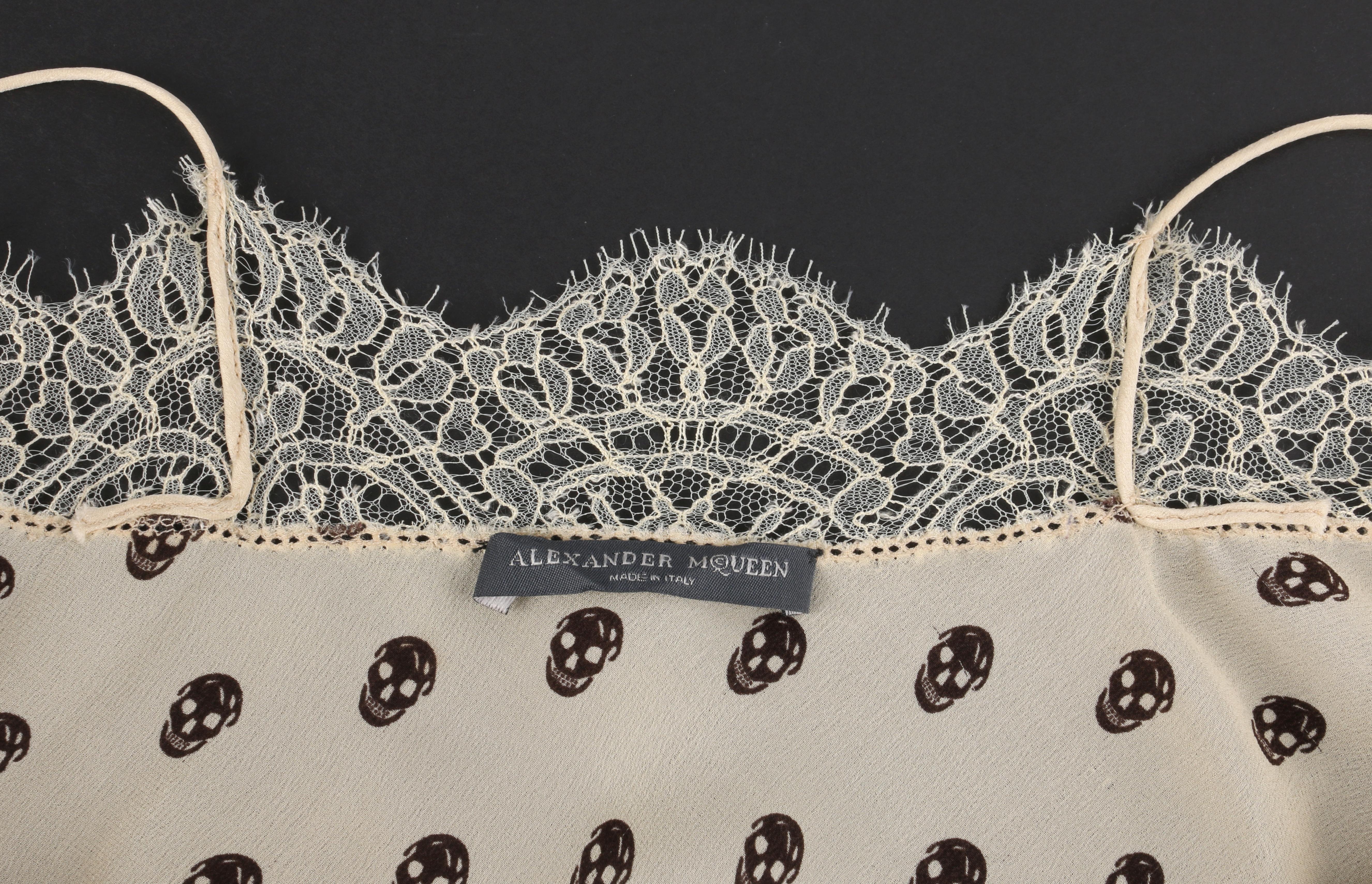 ALEXANDER McQUEEN c.2006 Cream Black Skull Print Lace Silk Tank Top Camisole 2