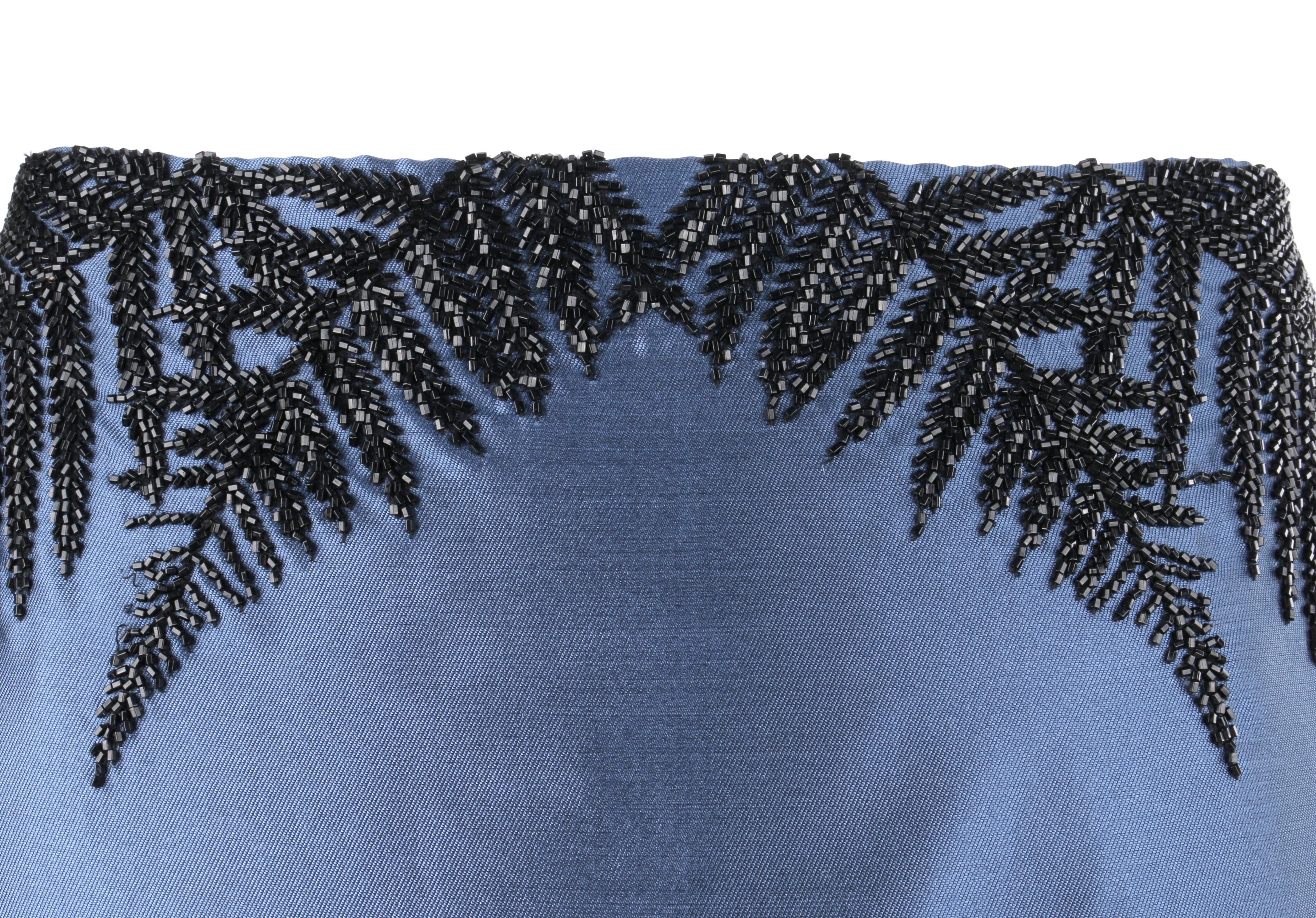 ALEXANDER McQUEEN c.2007 Metallic Blue Black Beaded Fern Leaf Silk Trumpet Skirt In Good Condition For Sale In Thiensville, WI