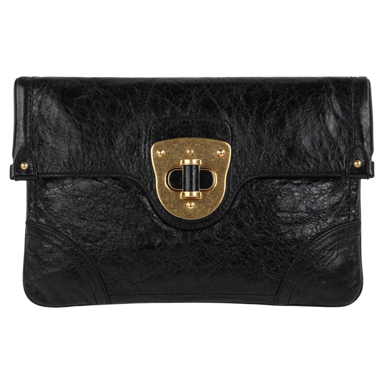 Chanel Womens Gold Tone Zip Top Solid Patent Leather Makeup Bag Black -  Shop Linda's Stuff