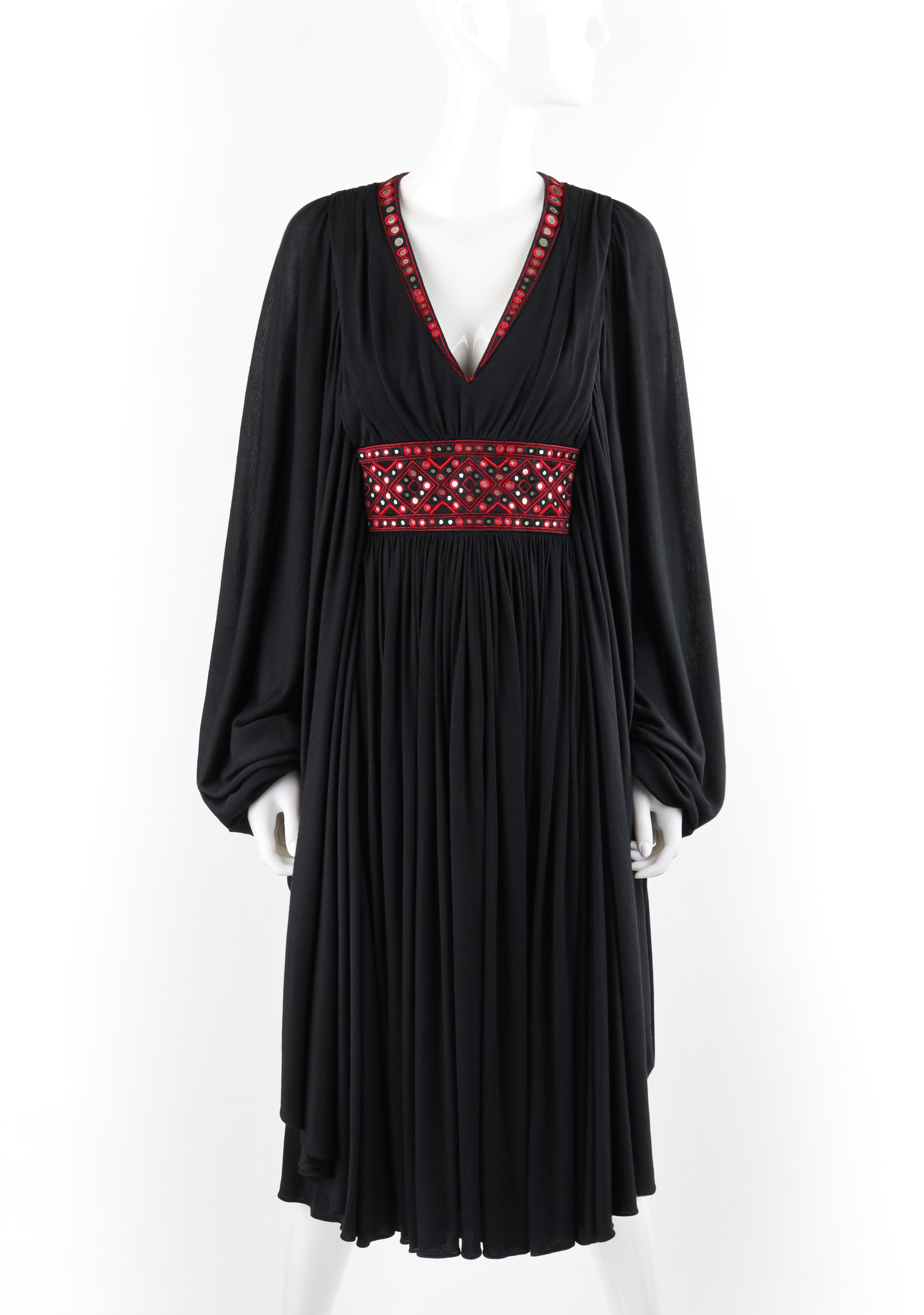 ALEXANDER McQUEEN c.2009 Bohemian Caftan Midi Batwing Sleeve Dress 

Brand / Manufacturer: Alexander McQueen
Collection: c.2009
Designer: Alexander McQueen
Style: Batwing sleeve dress
Color(s): Black, shades of red and gray
Lined: No
Marked Fabric