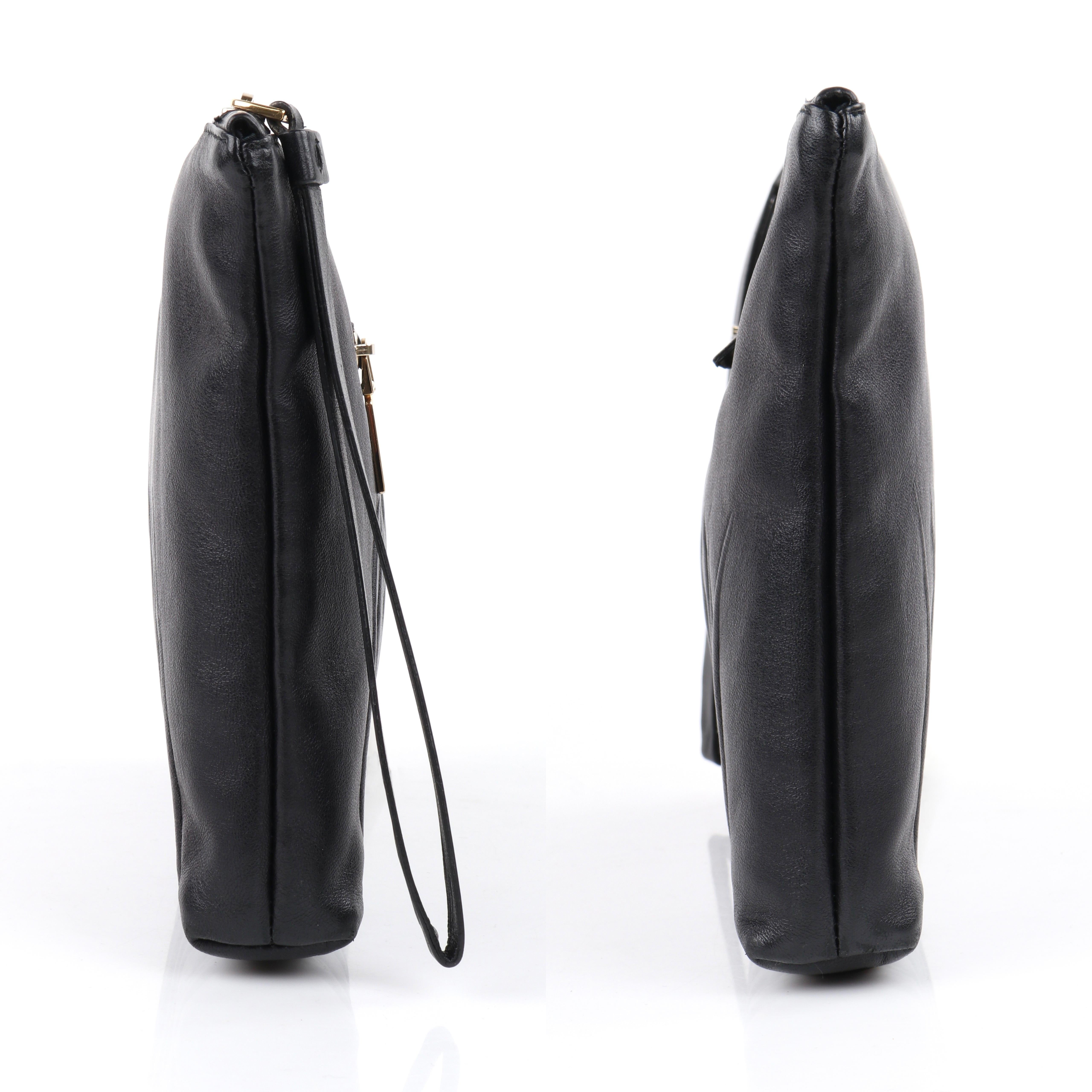ALEXANDER McQUEEN c.2012 Black Leather Spine Bones Embossed Oversized Clutch Bag For Sale 4