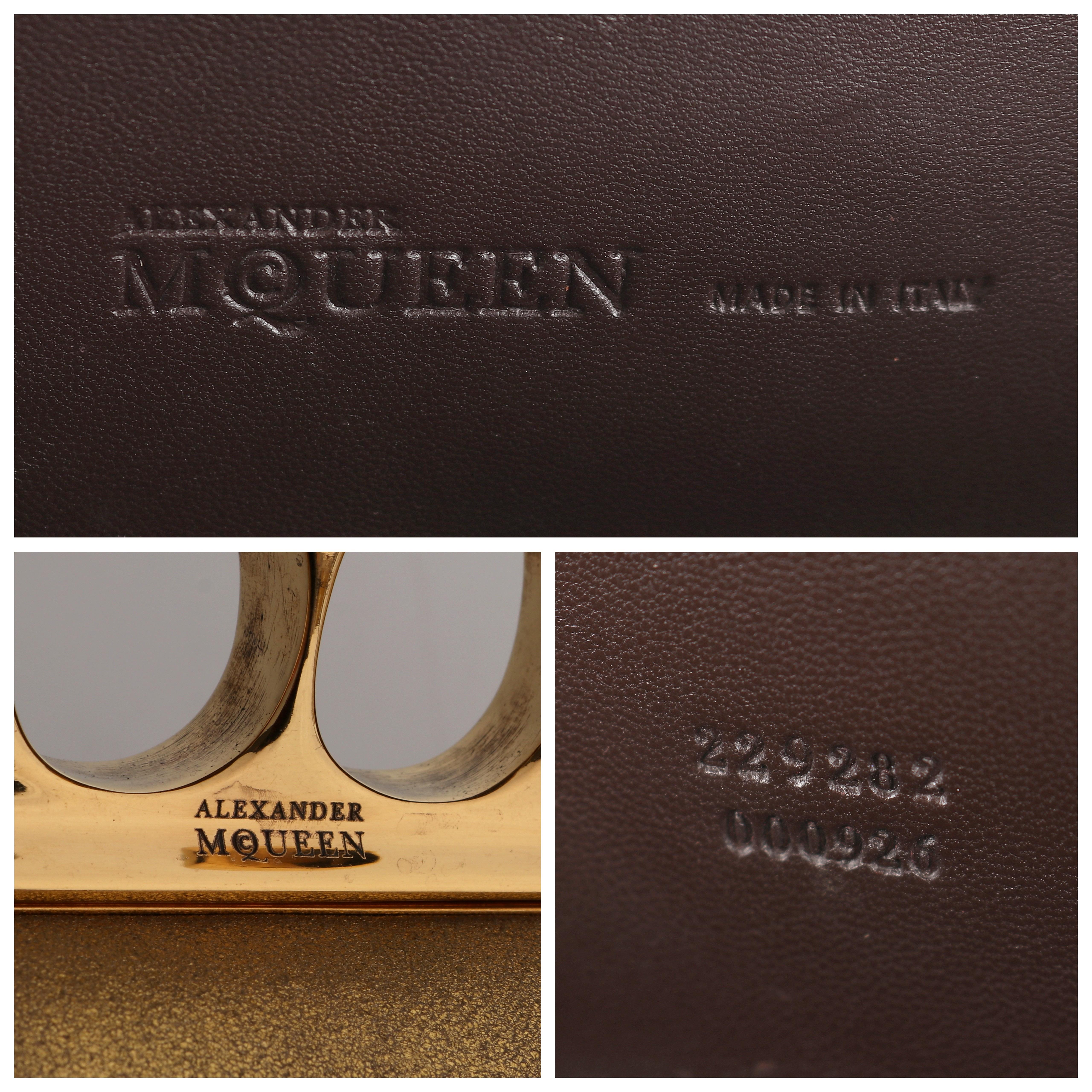 ALEXANDER McQUEEN ca. 2013 Duster-Clutch aus goldenem Glitterleder mit Metallknuckle im Angebot 6