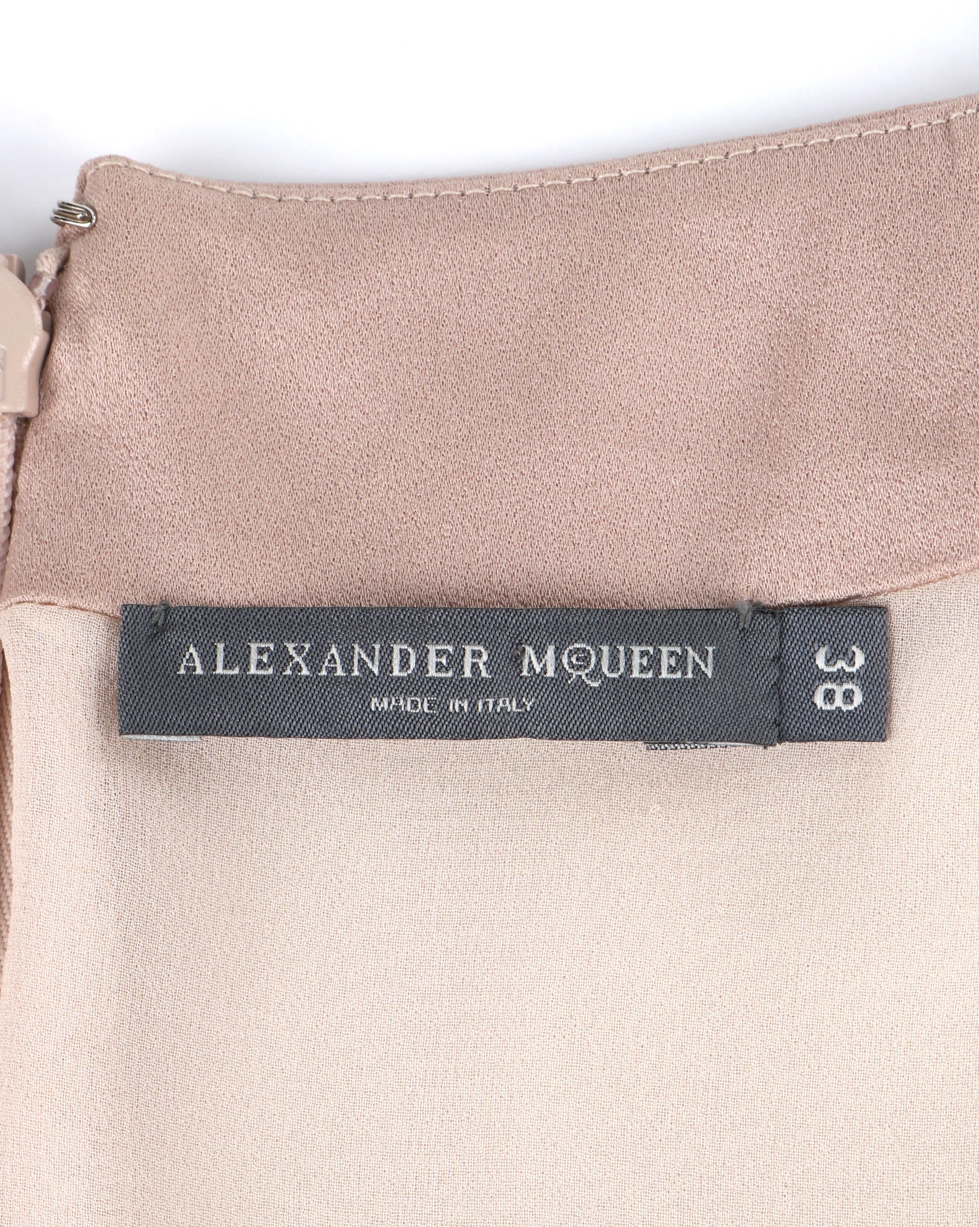 ALEXANDER McQUEEN c.2017 Dusty Mauve Velvet Silk V-Neck Puff Longsleeve Gown For Sale 3