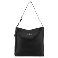 Alexander McQueen Schultertasche aus Kalbsleder – Schwarz