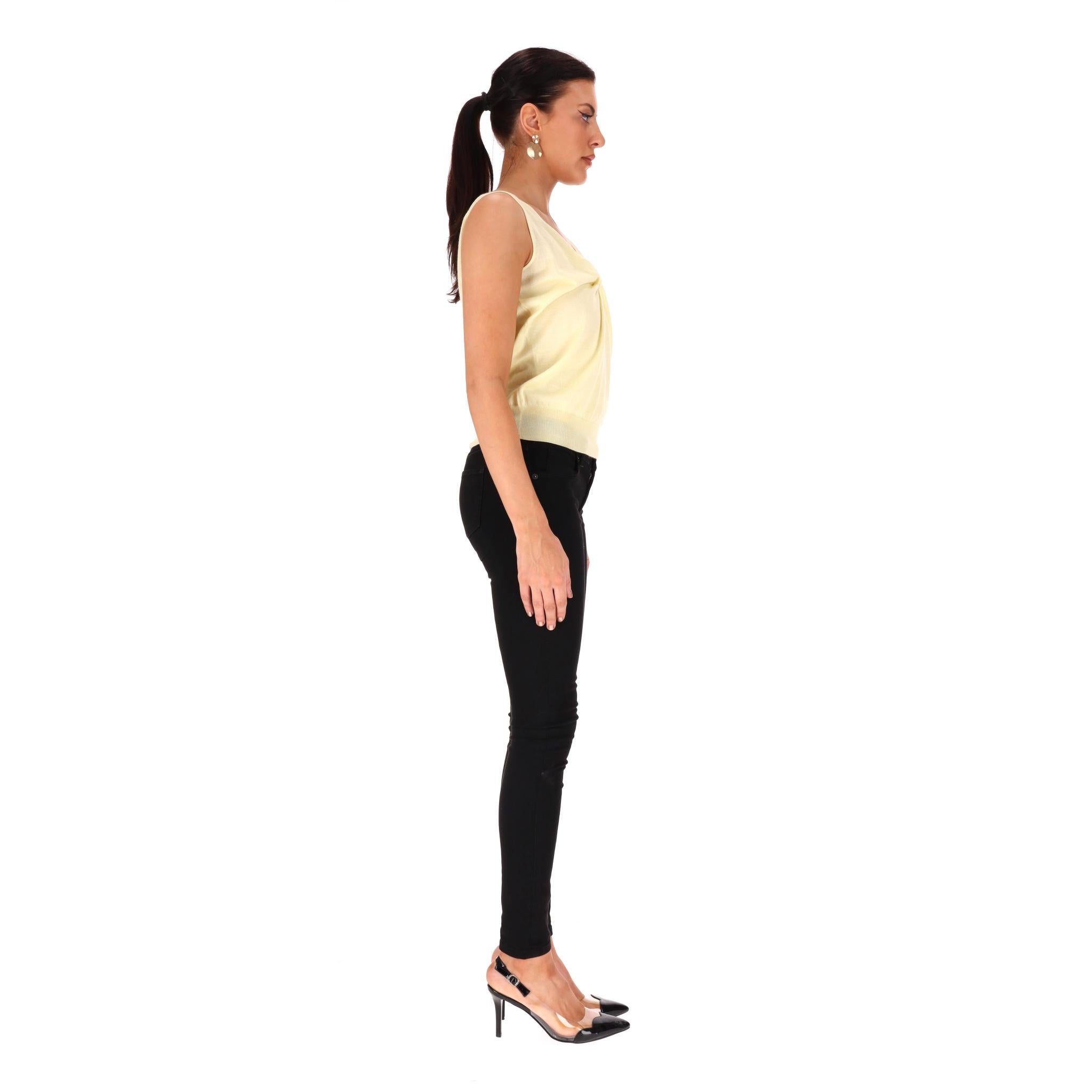 White Alexander McQueen Cashmere, Wool & Silk Blend Knot Detail Top For Sale