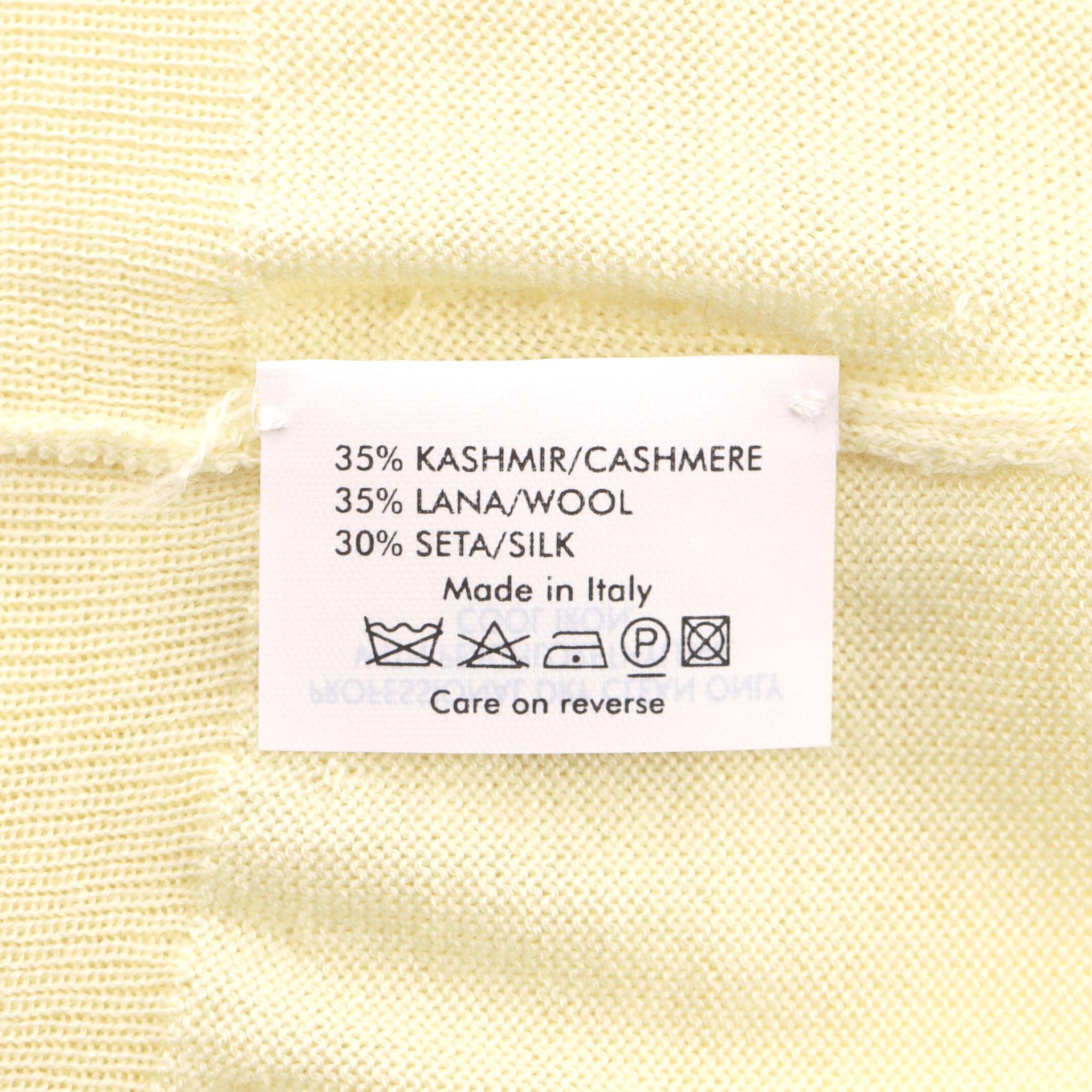 Alexander McQueen Cashmere, Wool & Silk Blend Knot Detail Top For Sale 2