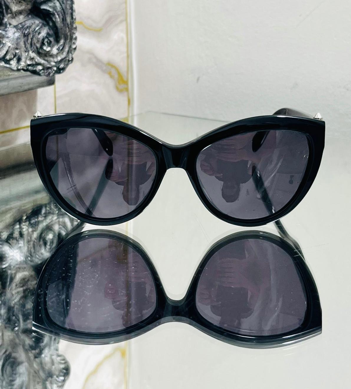 Alexander McQueen Cat Eye Sunglasses In Excellent Condition In London, GB