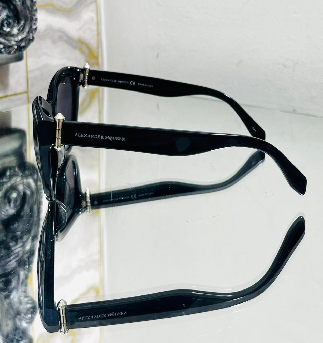 Women's Alexander McQueen Cat Eye Sunglasses
