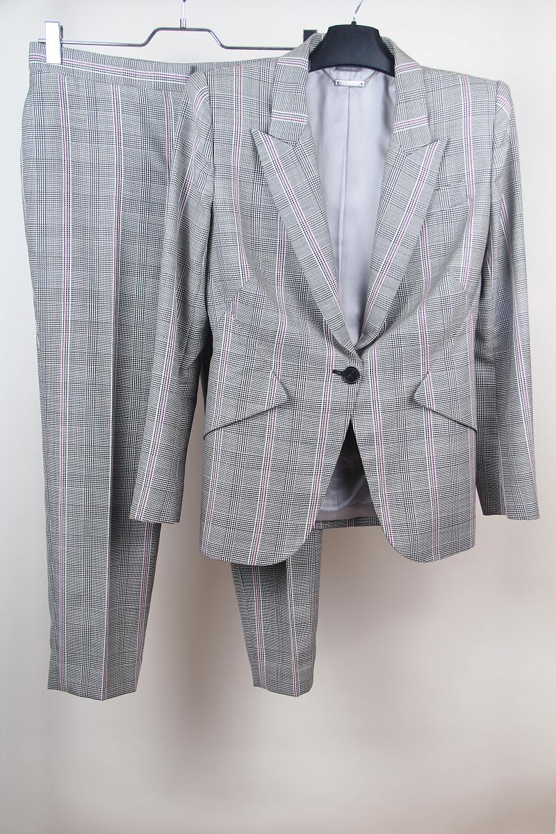 Abito con pantaloni a quadri Alexander McQueen In condizioni ottime in vendita a Алматинский Почтамт, KZ
