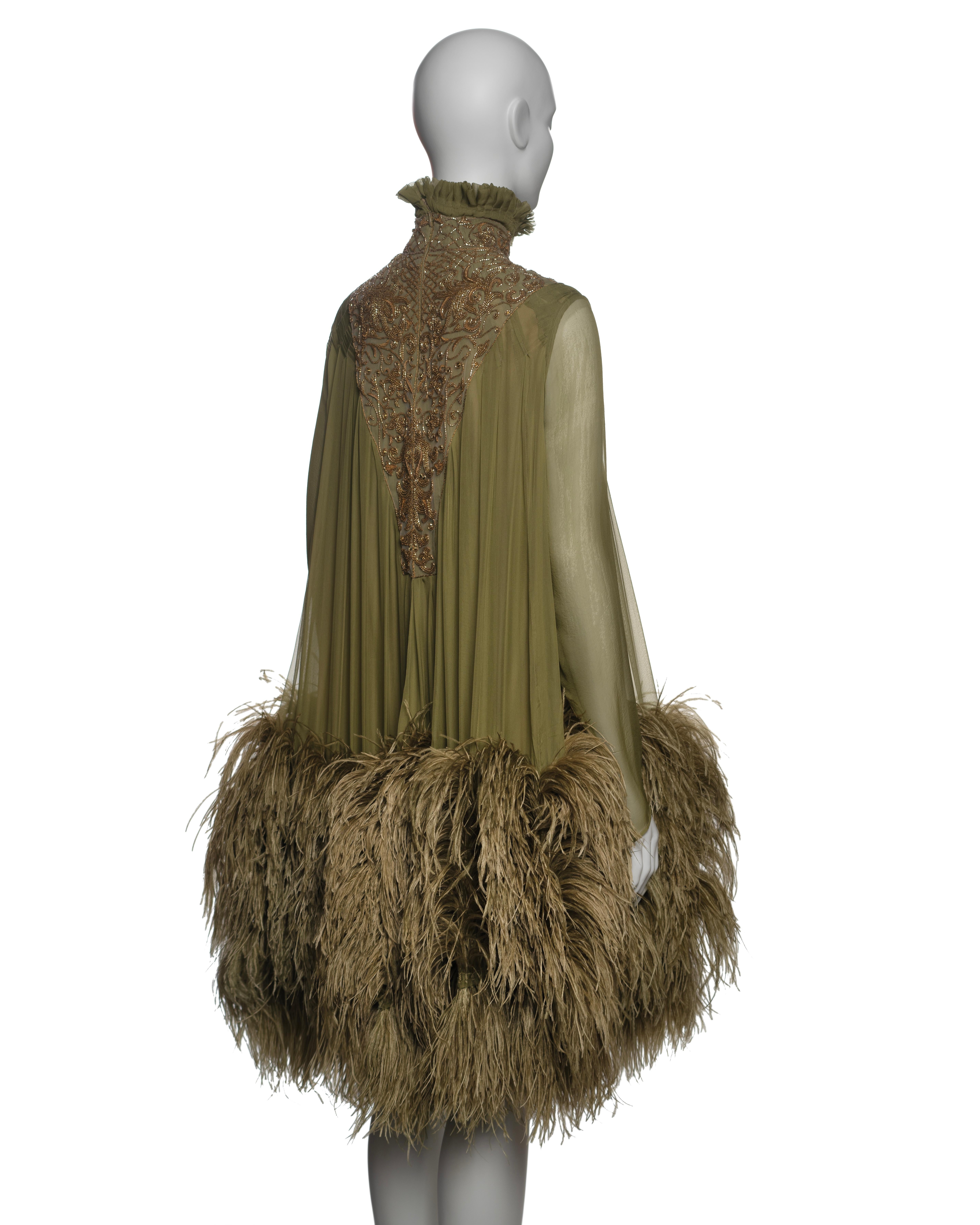 Alexander McQueen Vestido de gasa adornado con plumas de avestruz, FW 2006 en venta 4