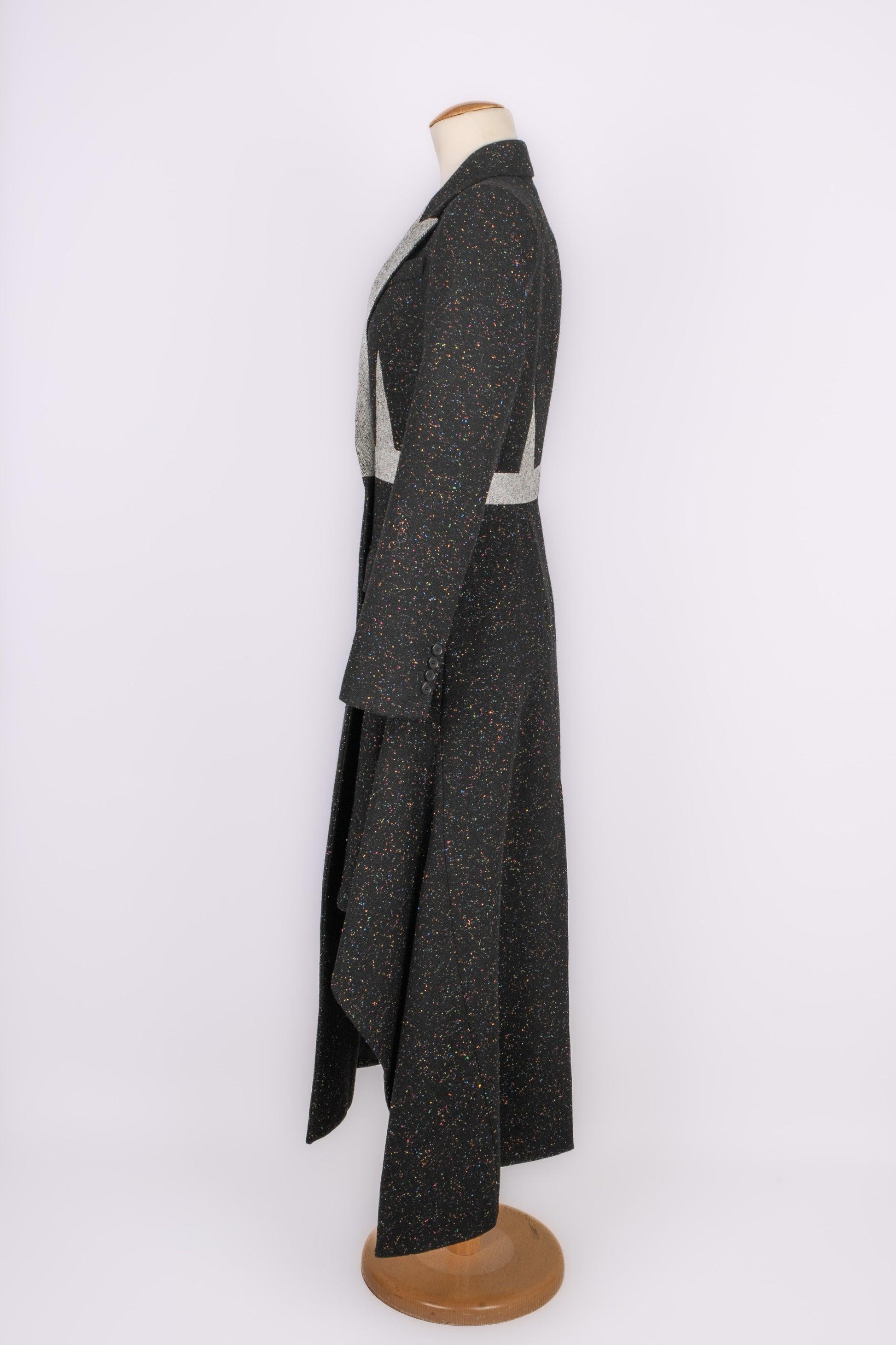 Nero Cappotto Alexander McQueen in lana mista nera e multicolore, 2020 in vendita