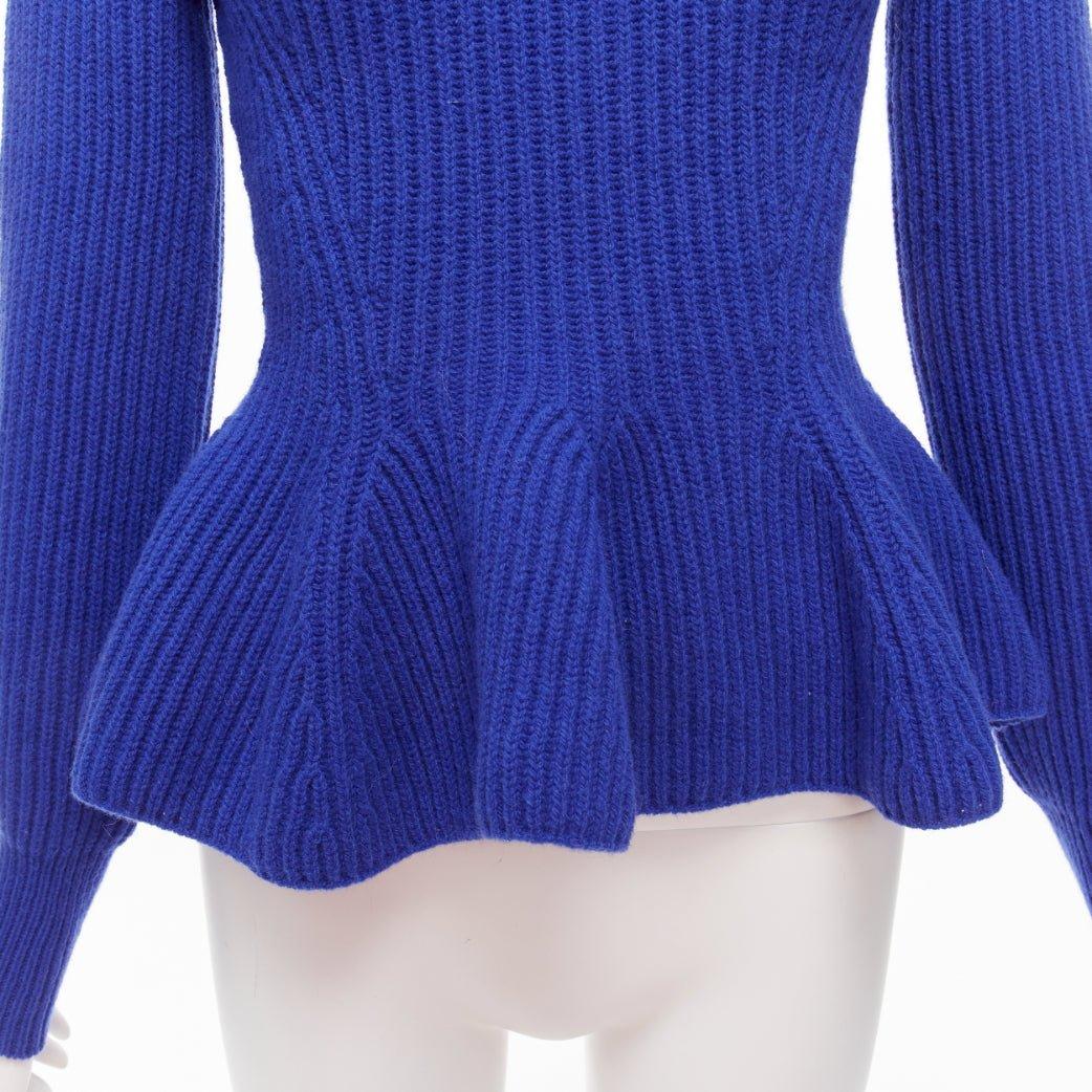ALEXANDER MCQUEEN cobalt blue wool cashmere off shoulder peplum ribbed sweater S
Reference: AAWC/A00662
Brand: Alexander McQueen
Designer: Sarah Burton
Material: Wool, Cashmere
Color: Blue
Pattern: Solid
Extra Details: Foldover asymmetric neckline.