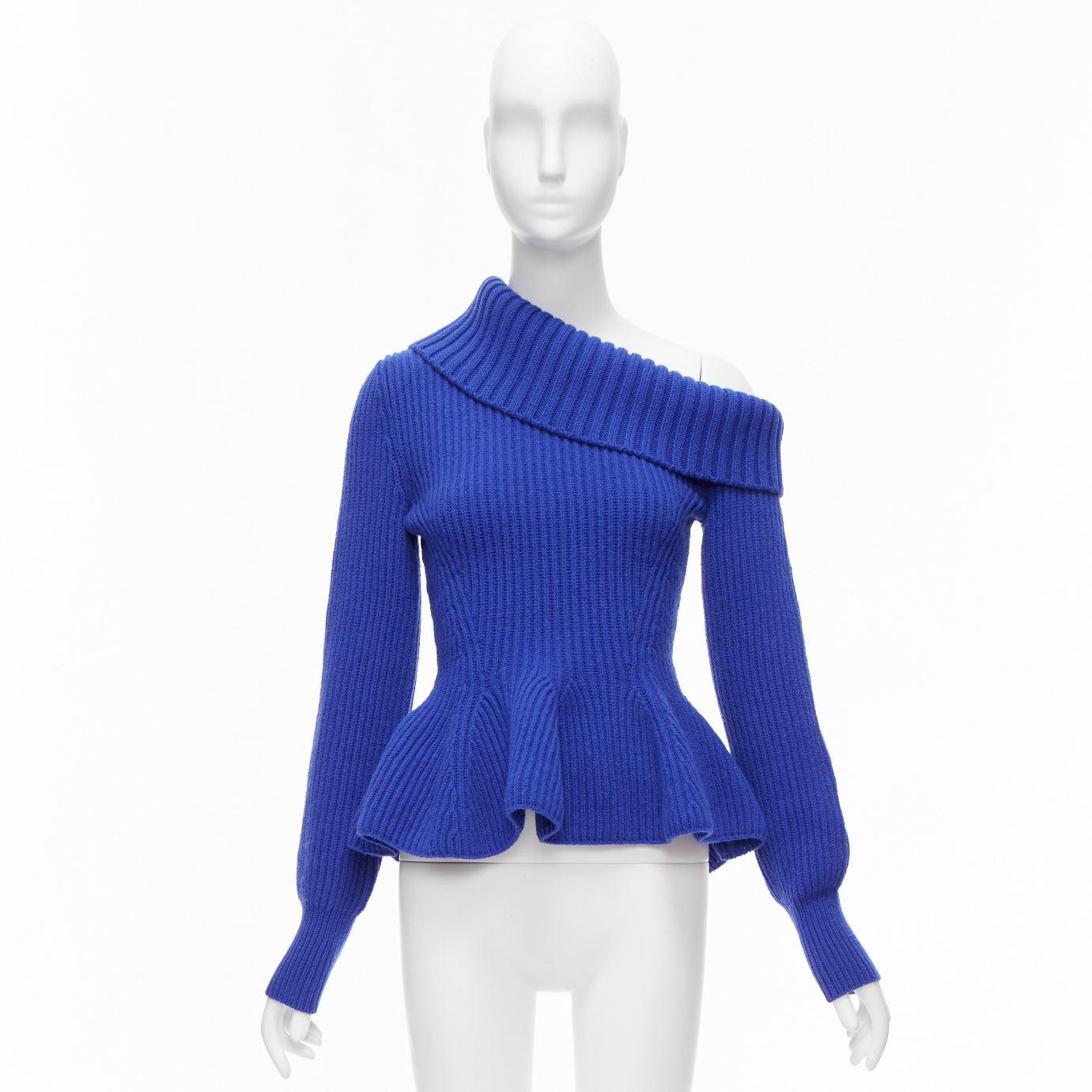 ALEXANDER MCQUEEN cobalt blue wool cashmere off shoulder peplum ribbed sweater S For Sale 5