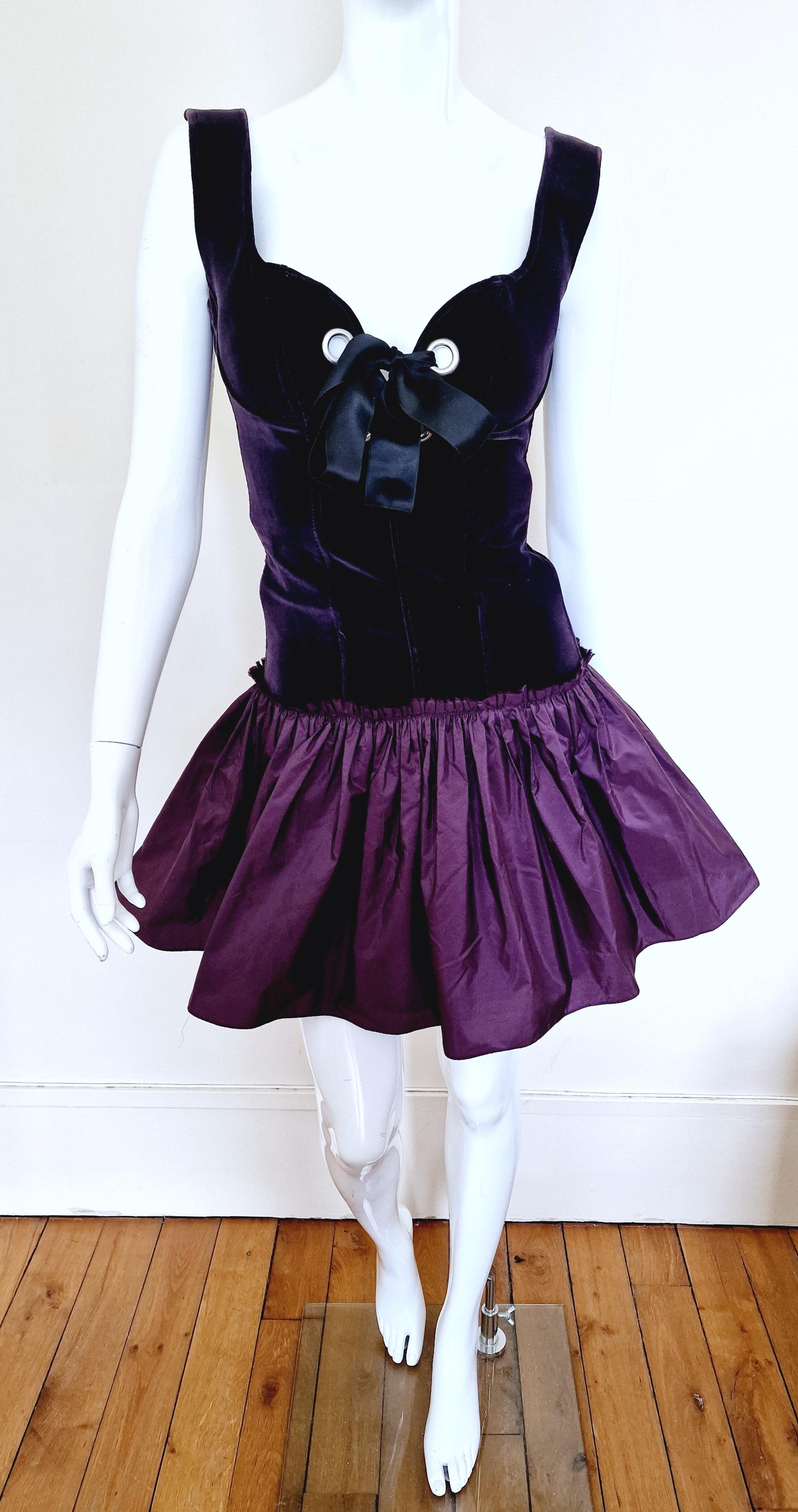 Women's Alexander McQueen Corset Bustier Lace Up Tutu Petticoat Violet Medium Gown Dress For Sale