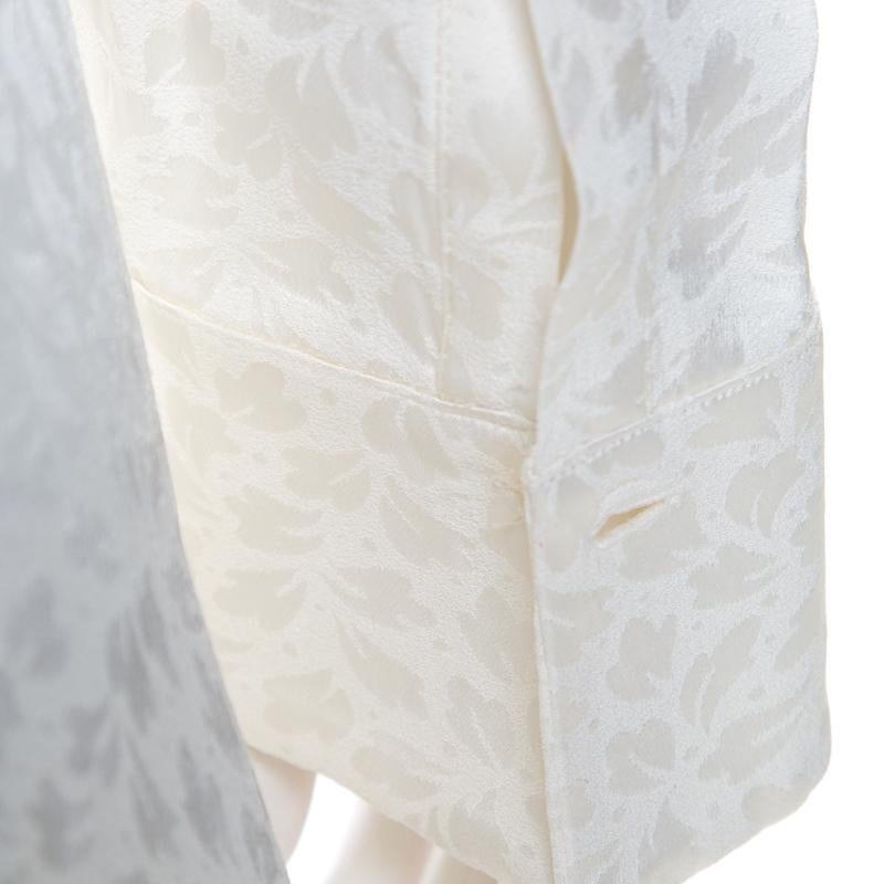 Alexander McQueen Cream Leaf Jacquard Asymmetric Hem Shirt Dress S In Good Condition For Sale In Dubai, Al Qouz 2