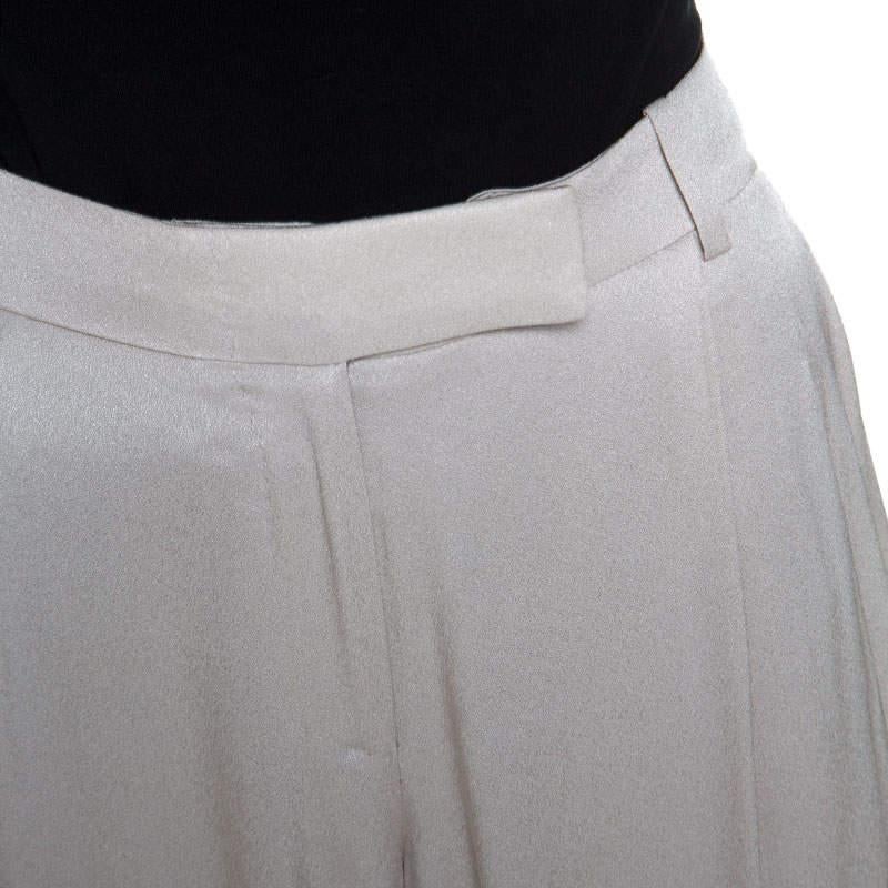 Alexander McQueen Cream Sheen Silk Balloon Pants S In Good Condition In Dubai, Al Qouz 2