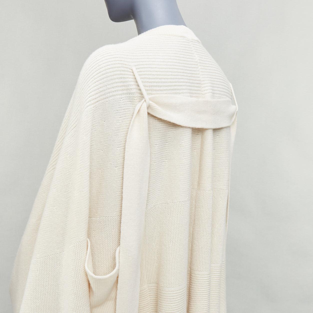 ALEXANDER MCQUEEN cream wool cashmere silk draped scoop neck sweater
Reference: TGAS/E00307
Brand: Alexander McQueen
Designer: Lee Alexander McQueen
Material: Wool, Blend
Color: Cream
Pattern: Solid
Closure: Slip On
Extra Details: Can be worn in