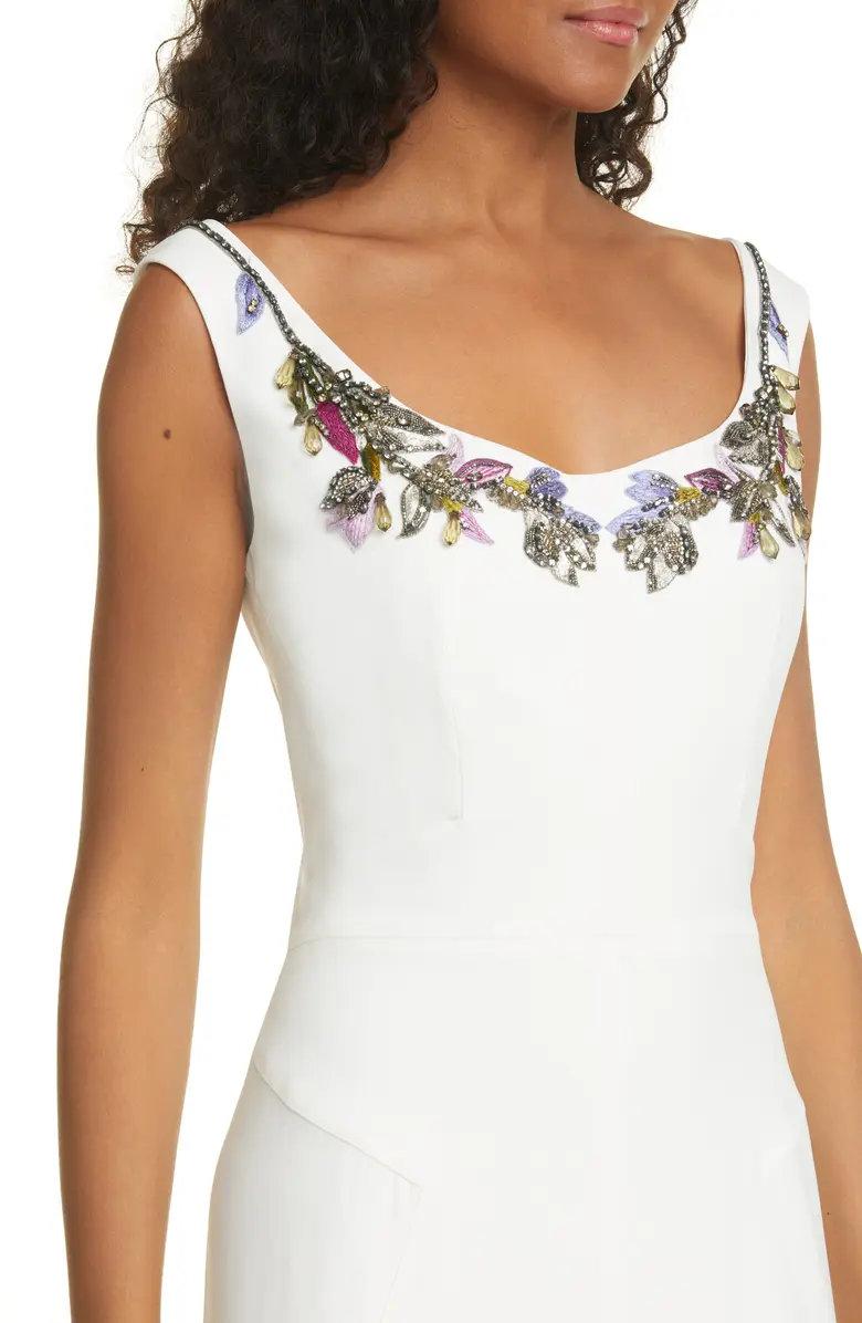 Alexander McQueen Crystal Embellished Crepe Sheath Gown in White NWT In New Condition In Montgomery, TX