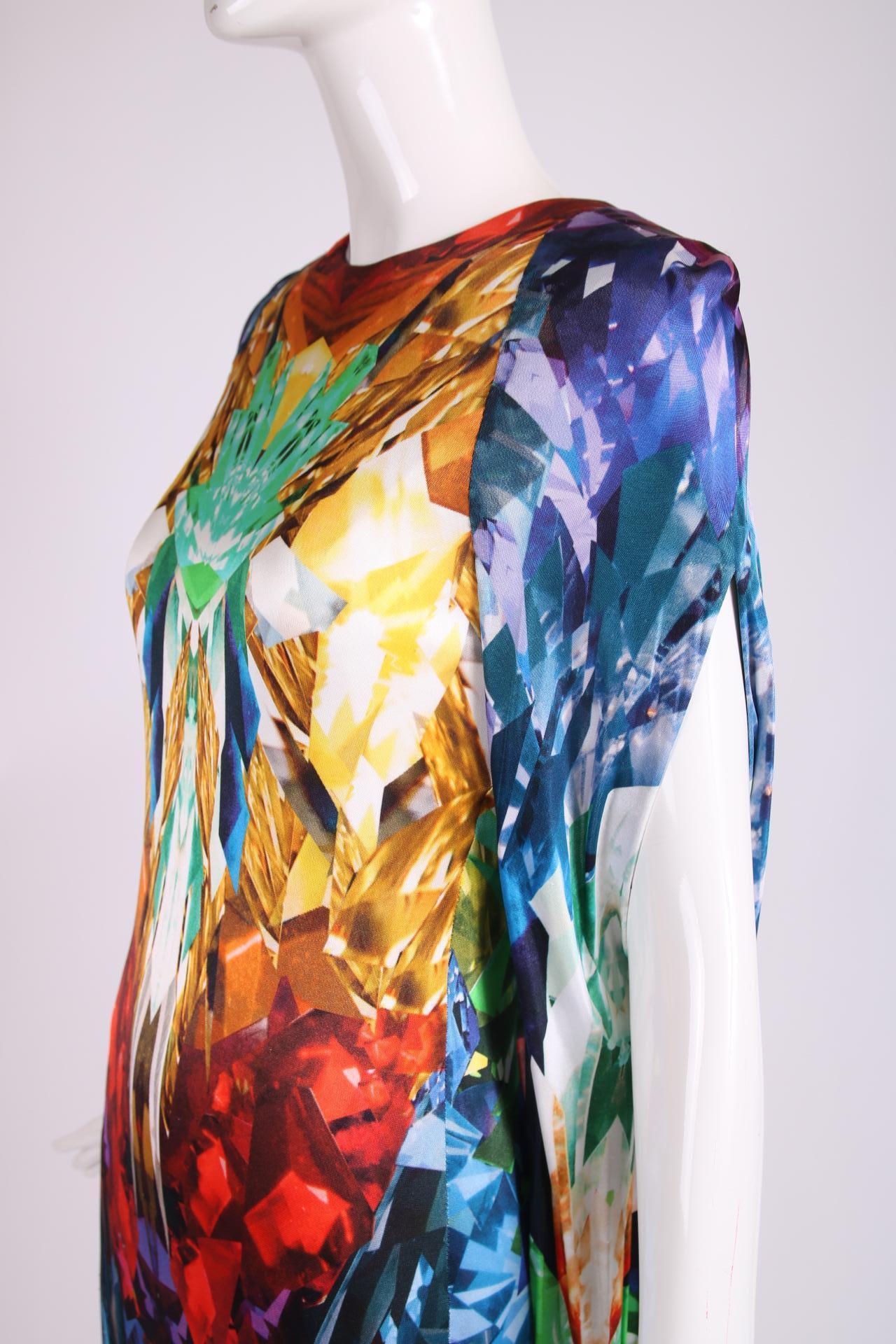 Gris Alexander McQueen - Robe kaléidoscope en cristal avec cape, collection S/S 2009 - Distinction naturelle en vente