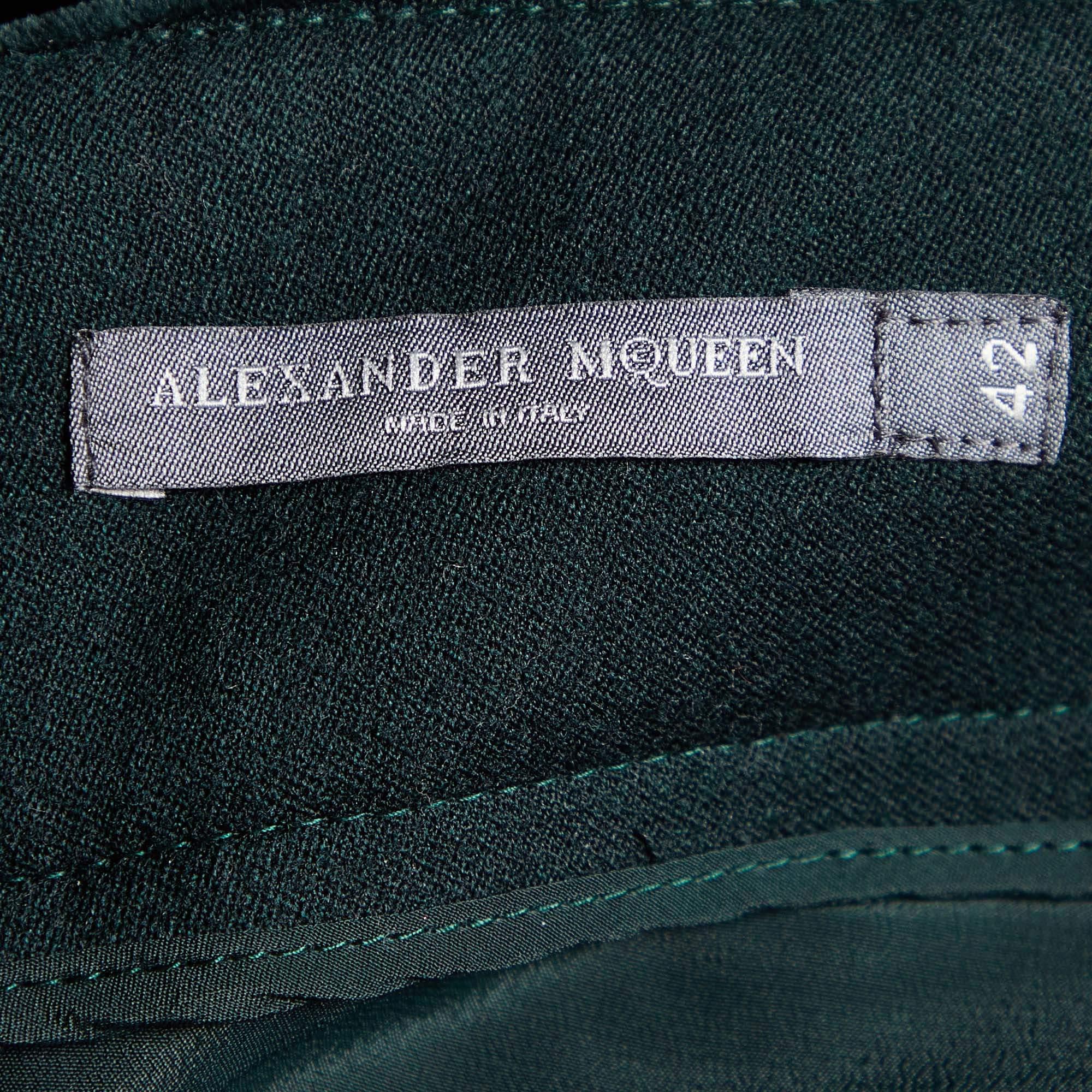 Alexander McQueen Dark Green Wool & Velvet Trim Mini Skirt M In Excellent Condition In Dubai, Al Qouz 2