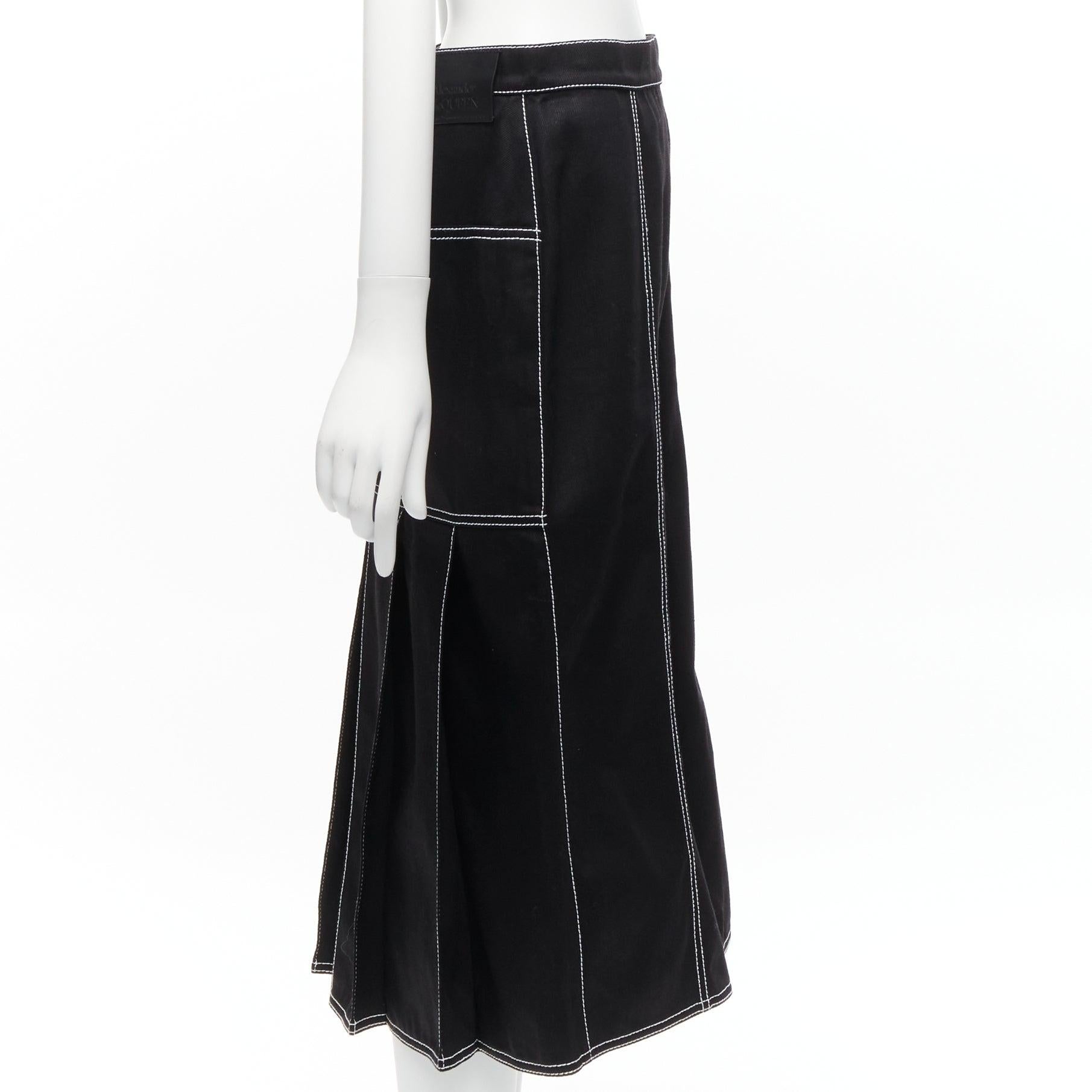Women's ALEXANDER MCQUEEN denim back pleat white topstitch leather tag skirt IT44 L For Sale