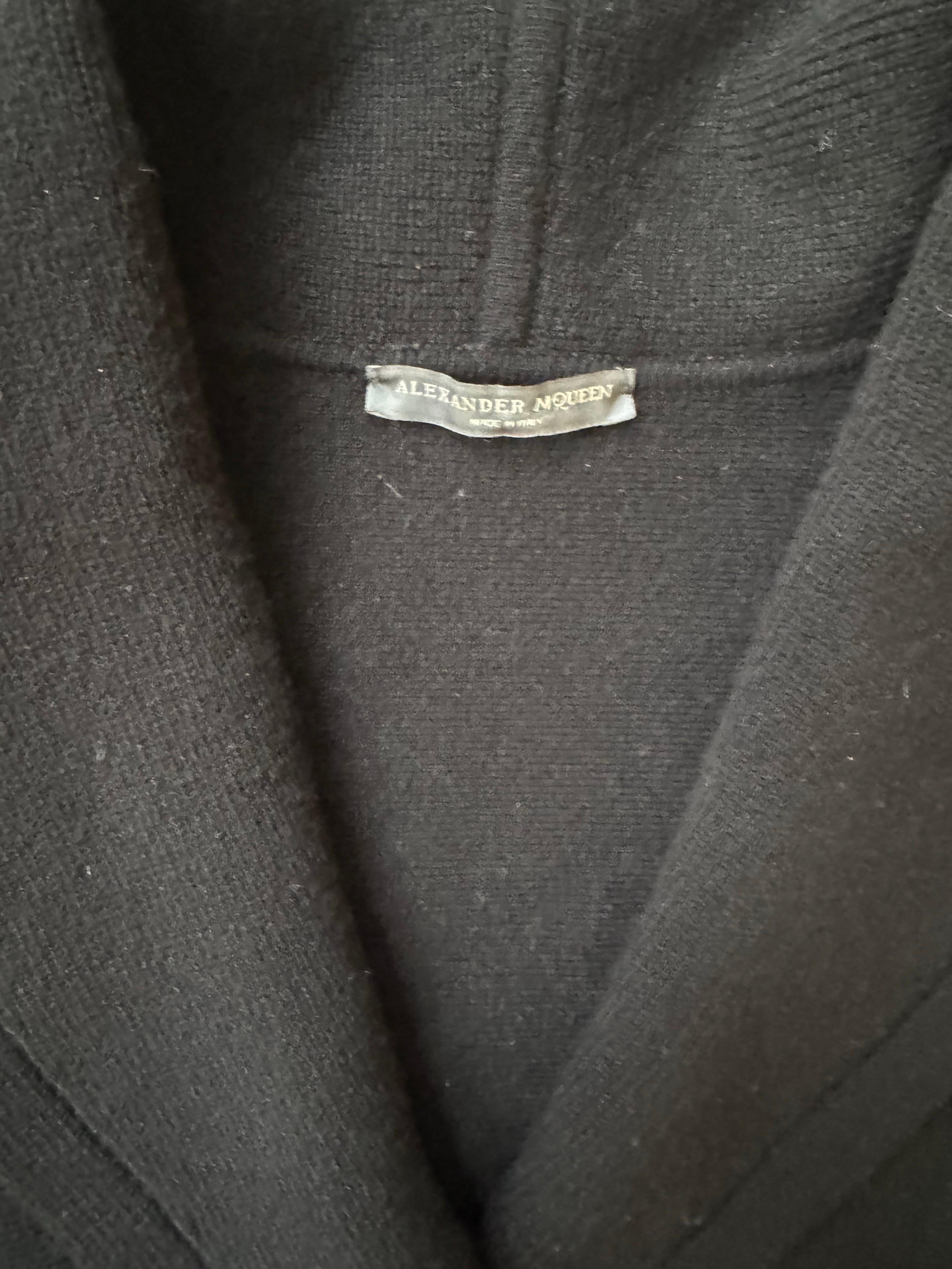 Alexander McQueen Double-Breasted Cashmere Knit Jersey Cardigan Jacket For Sale 5