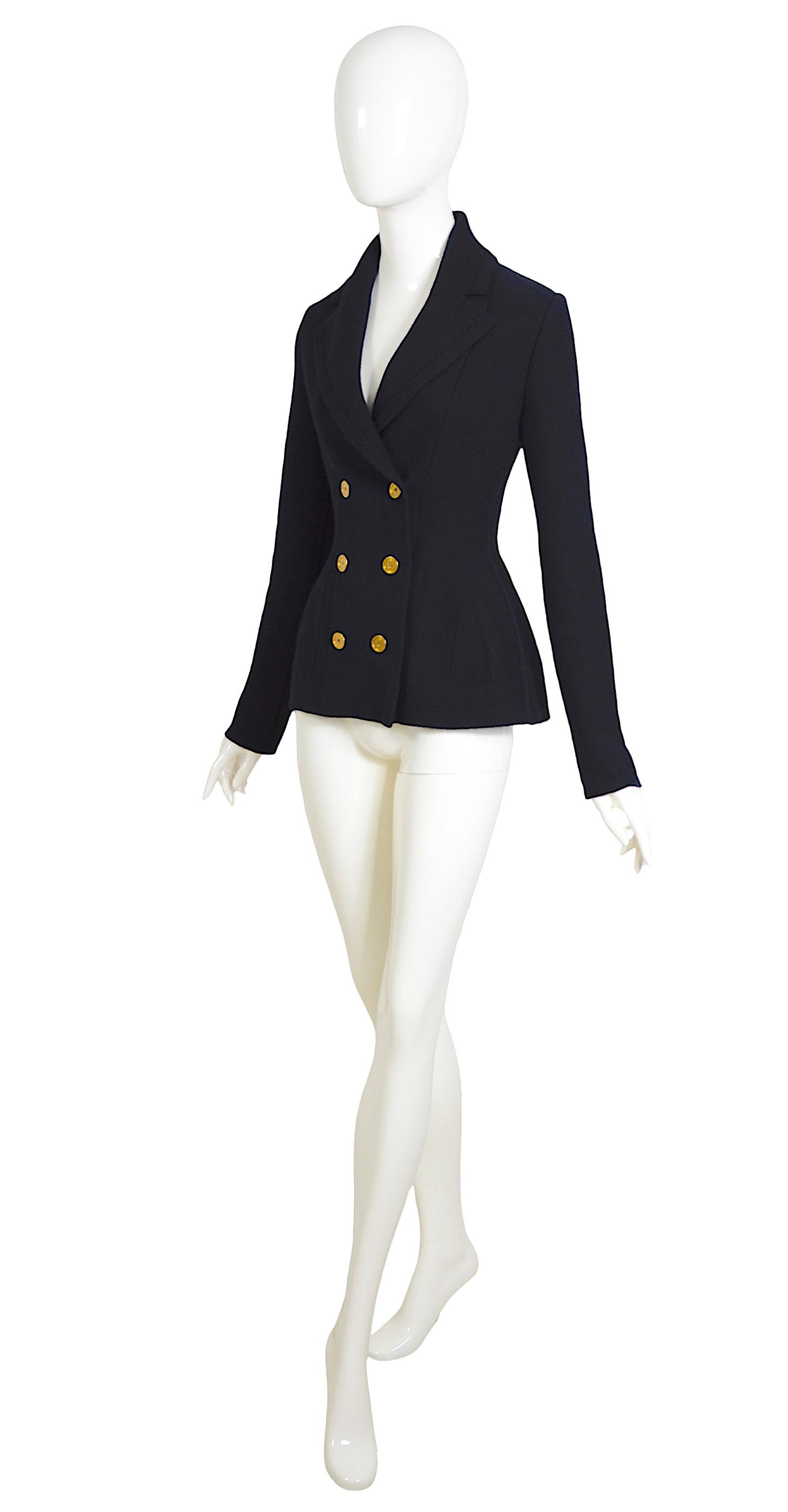 Alexander McQueen Double-Breasted Cashmere Knit Jersey Cardigan Jacket In Excellent Condition For Sale In Antwerpen, Vlaams Gewest