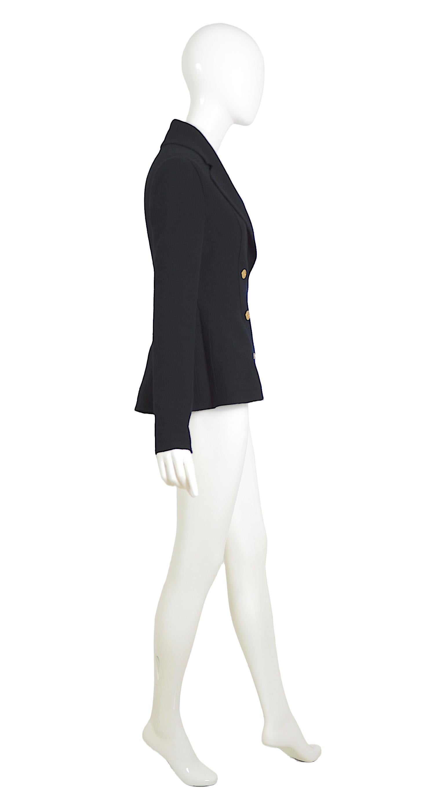 Alexander McQueen Double-Breasted Cashmere Knit Jersey Cardigan Jacket For Sale 2