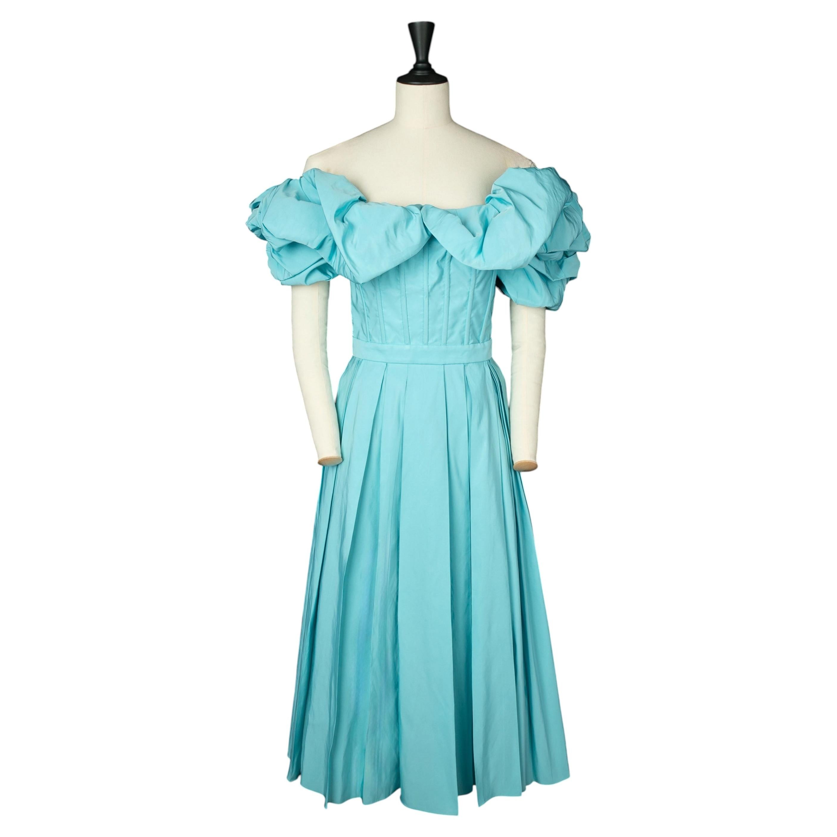 Abito di Alexander McQueen per Sarah Burton Pre-Fall 2022
