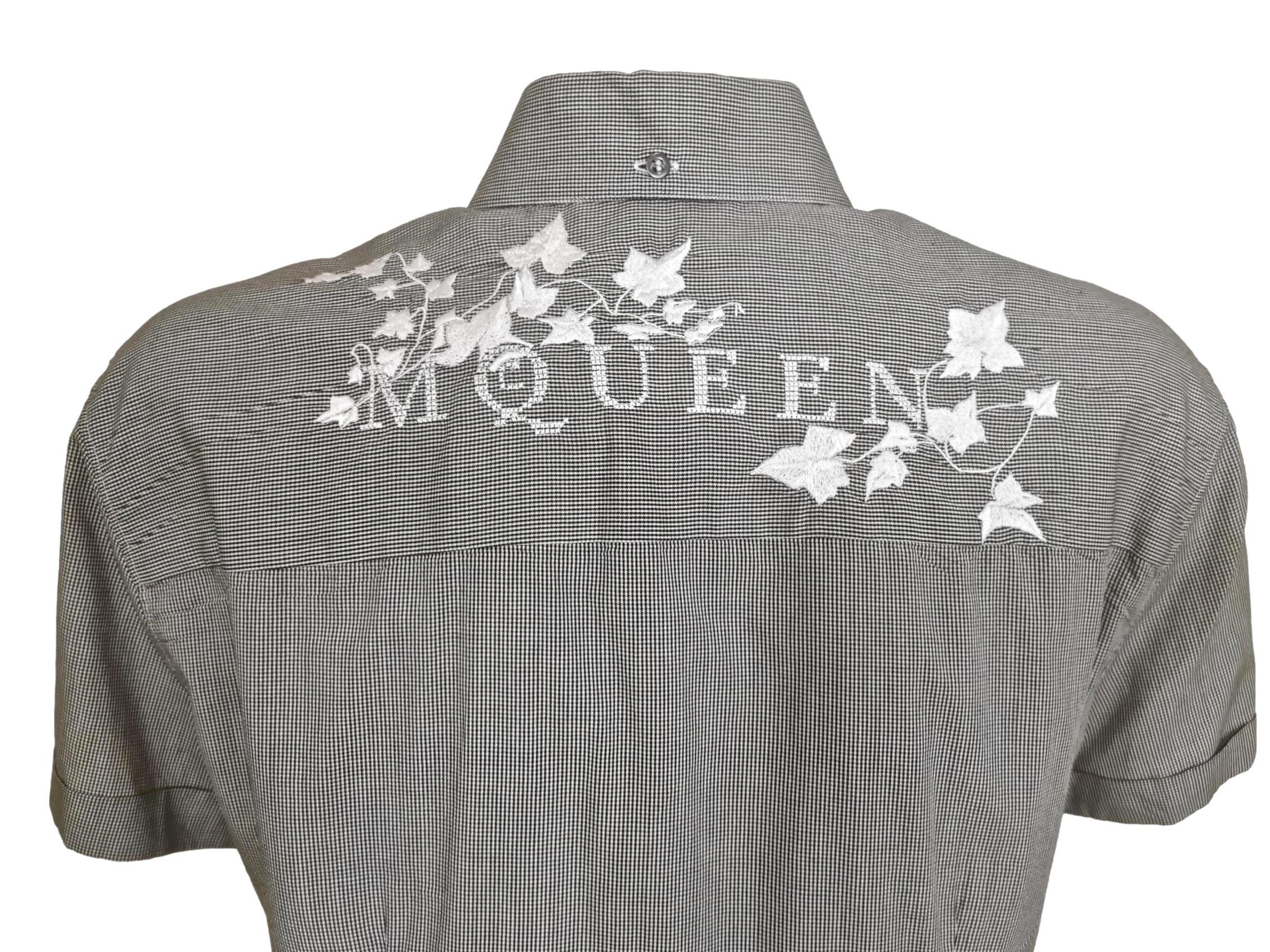 Alexander McQueen Early 1990s Ivy Leaf Embroidered Logo Shirt For Sale 7