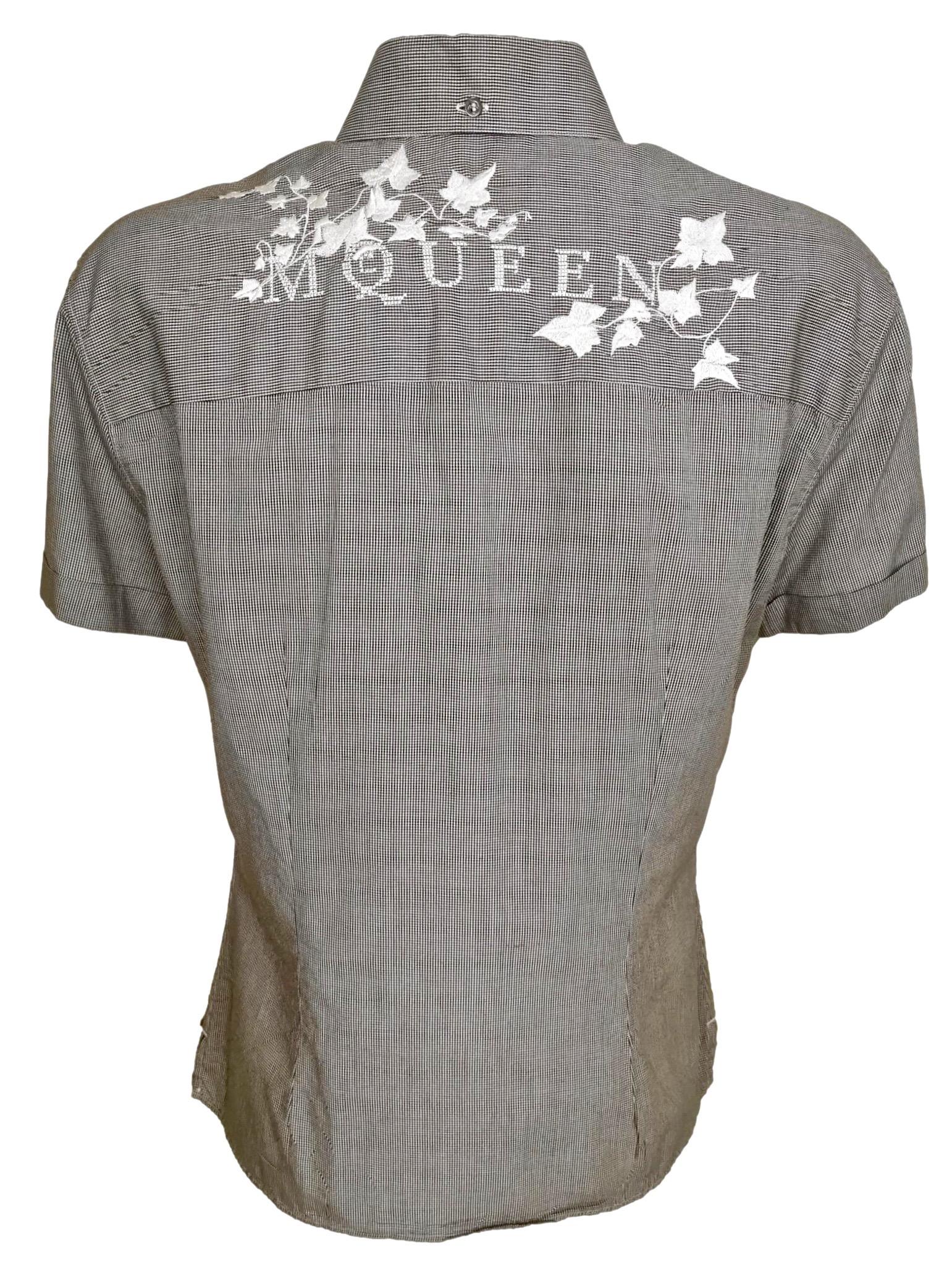 Alexander McQueen Early 1990s Ivy Leaf Embroidered Logo Shirt For Sale 3