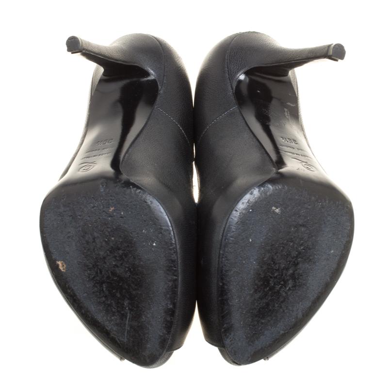 Alexander McQueen Embellished Skull Detail Peep Toe Platform Pumps Size 35.5 1