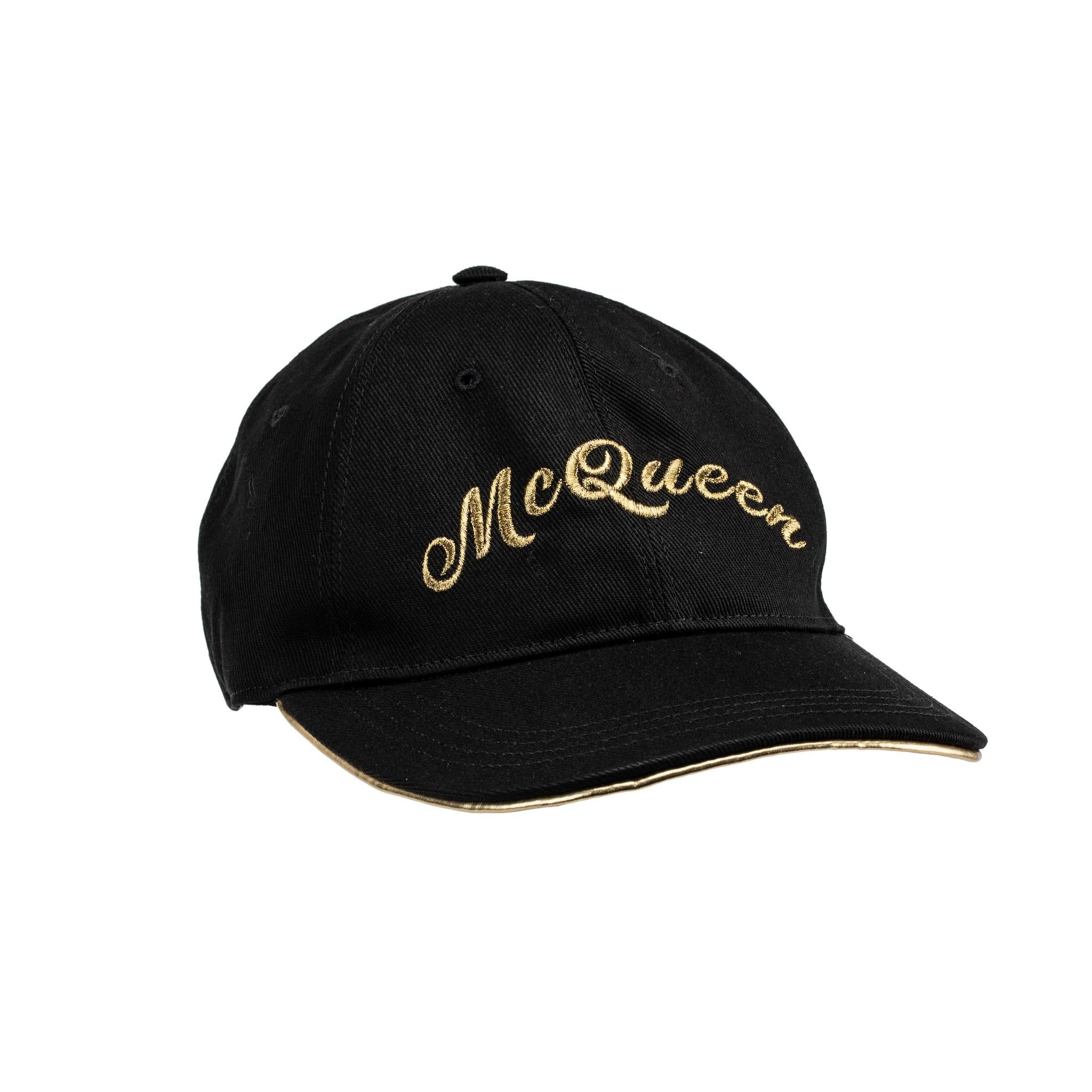 Alexander McQueen Embroidered Cap Black And Gold 

Brand:

Alexander McQueen

Product:

Embroidered Cap

Size:

Adjustable

Colour:

Black & Gold

Material:

Cotton & Canvas

Condition:

Pristine; Never Worn

Accompanied By:

Alexander McQueen Hat &