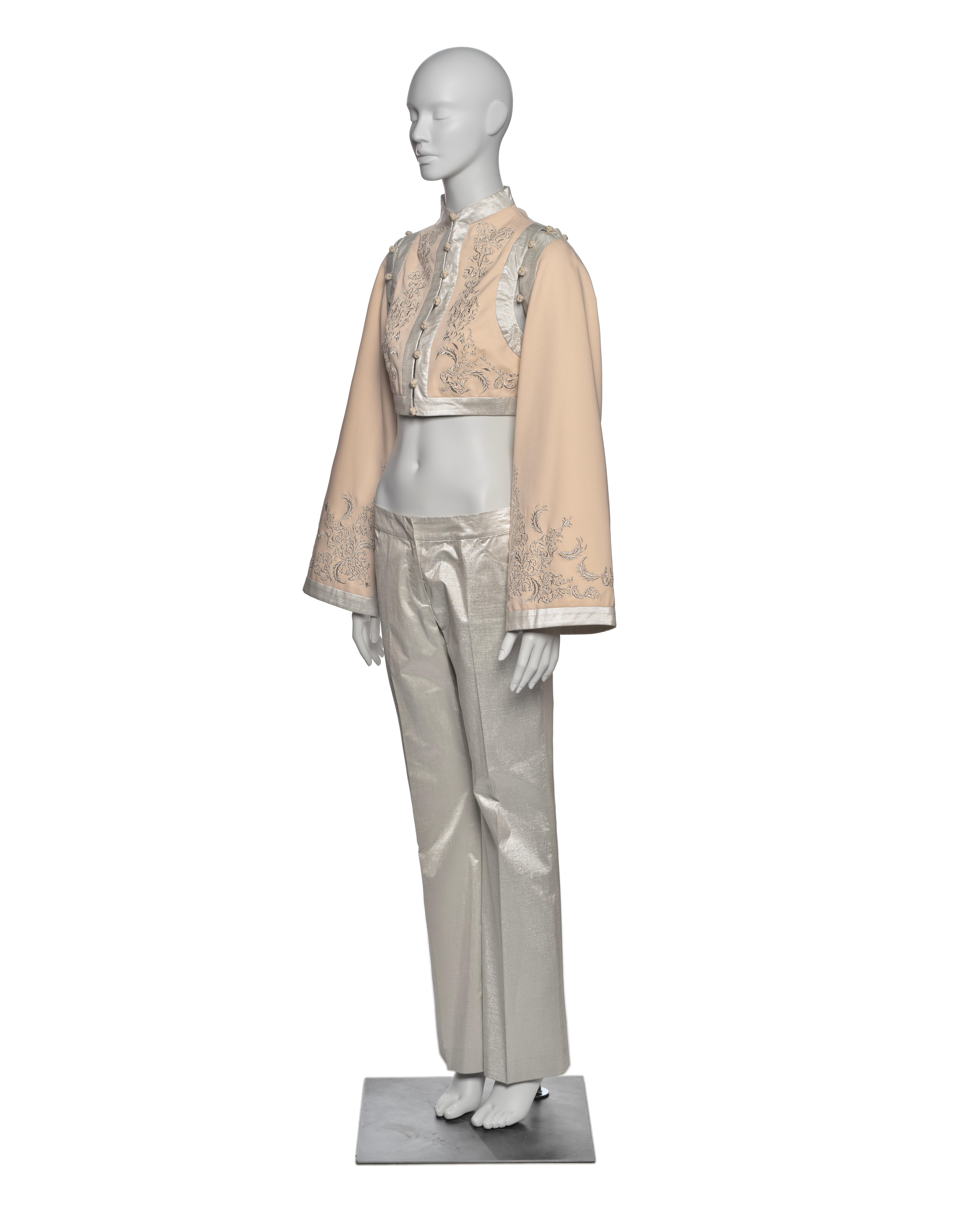 Giacca e pantaloni ricamati 