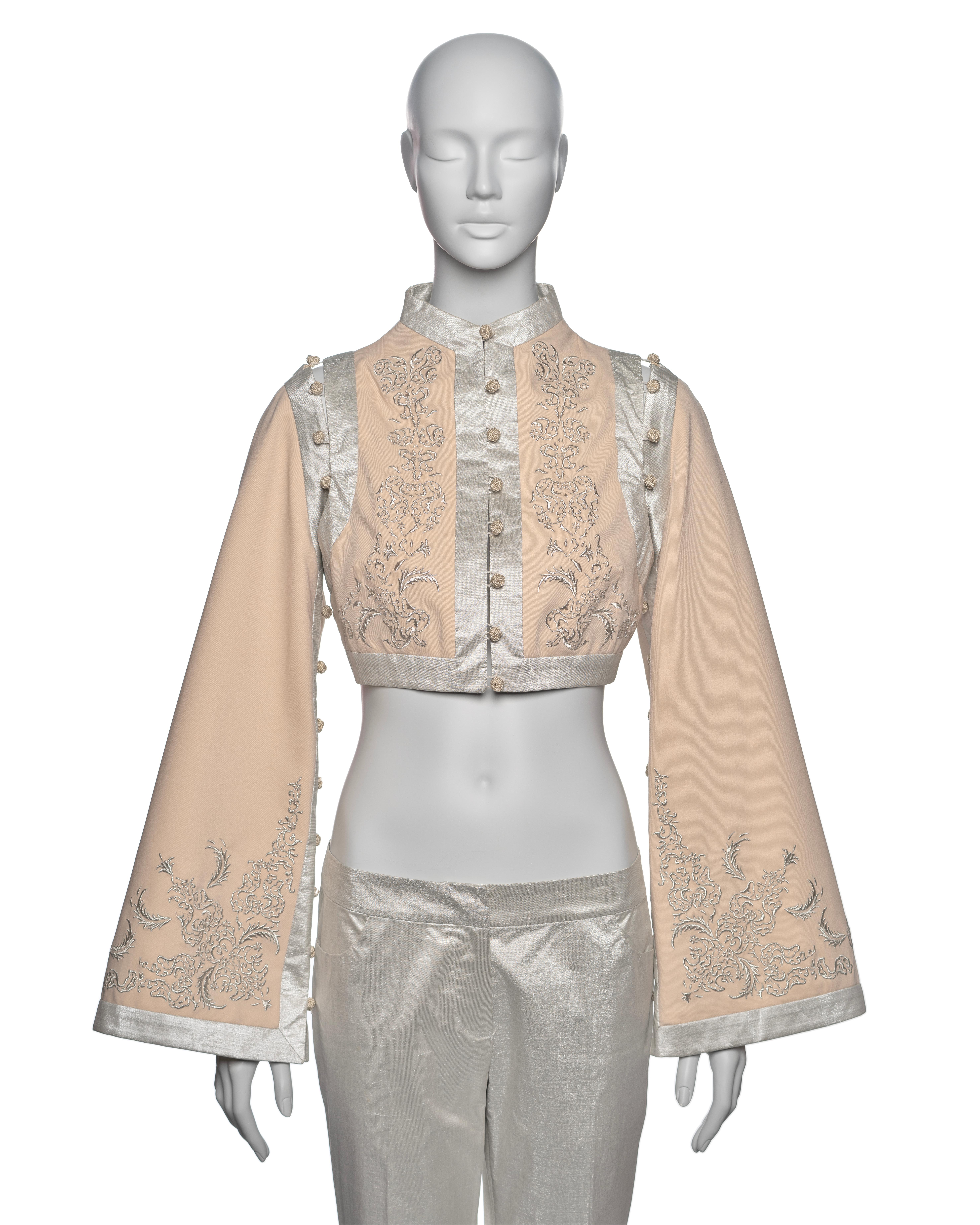 Beige Giacca e pantaloni ricamati 